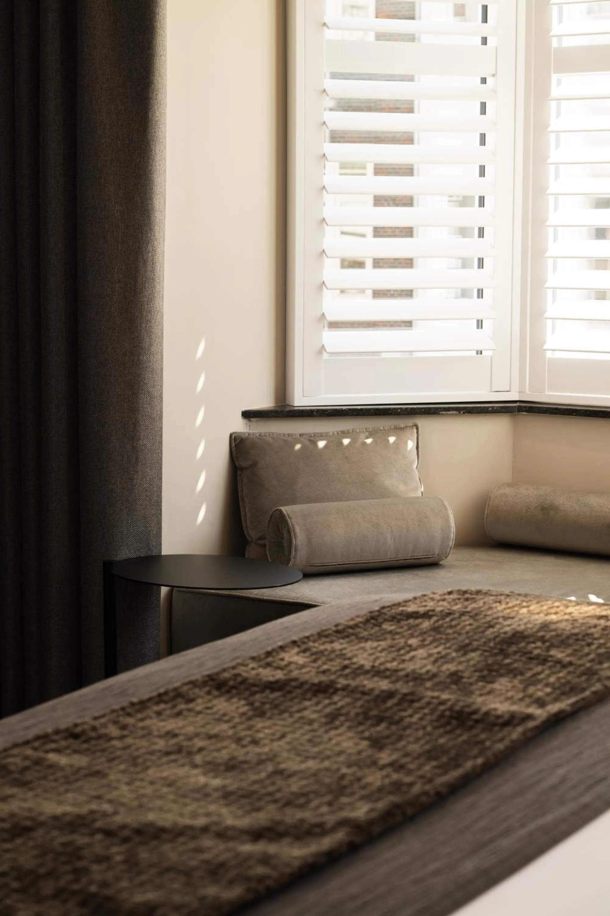 Seating area, Bed in Boutique Hotel Beaumont Maastricht