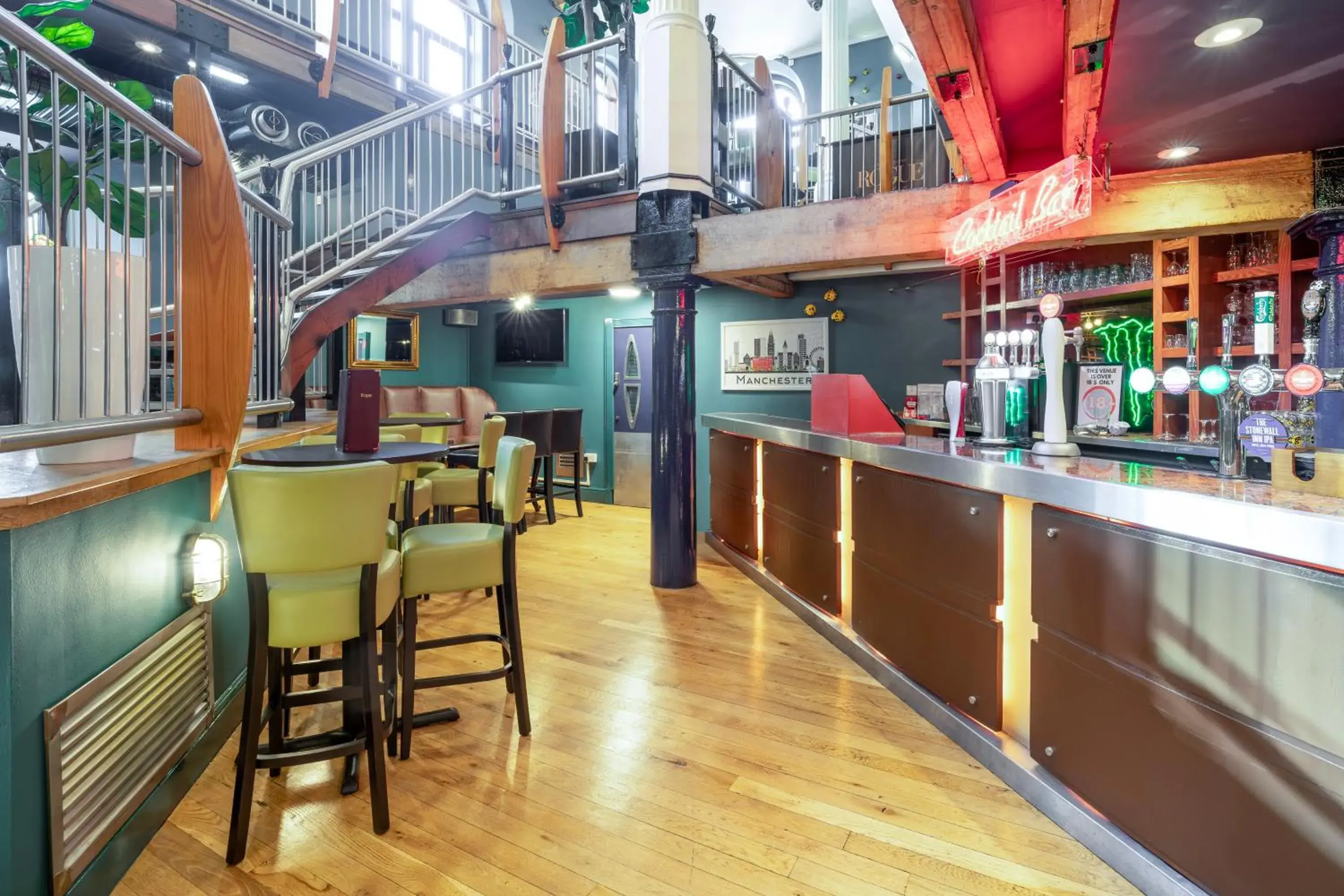 Lounge or bar in Britannia Hotel City Centre Manchester Lounge or bar in Britannia Hotel City Centre Manchester