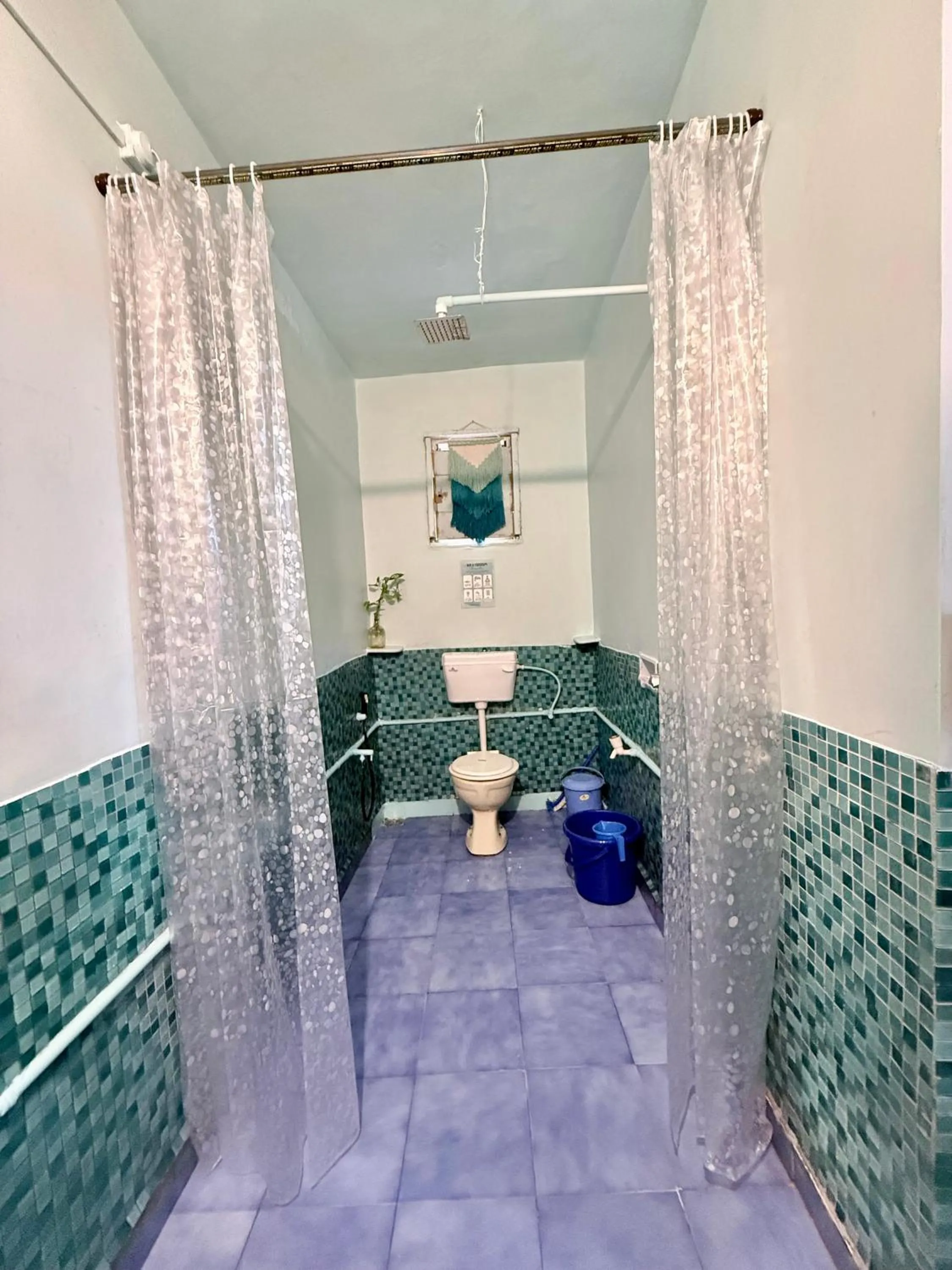 Bathroom in Endless Blue Hostel
