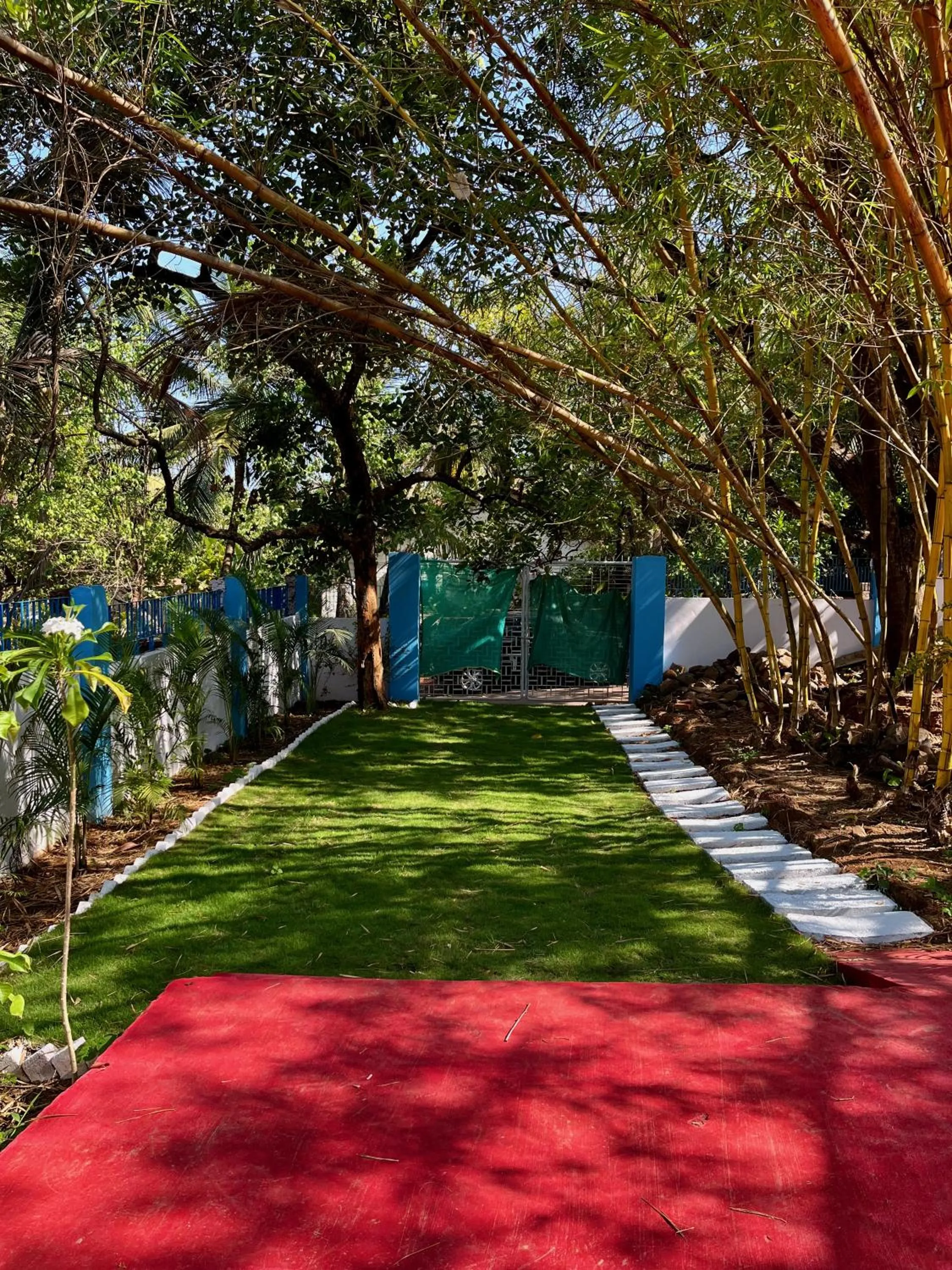 Garden view in Endless Blue Hostel