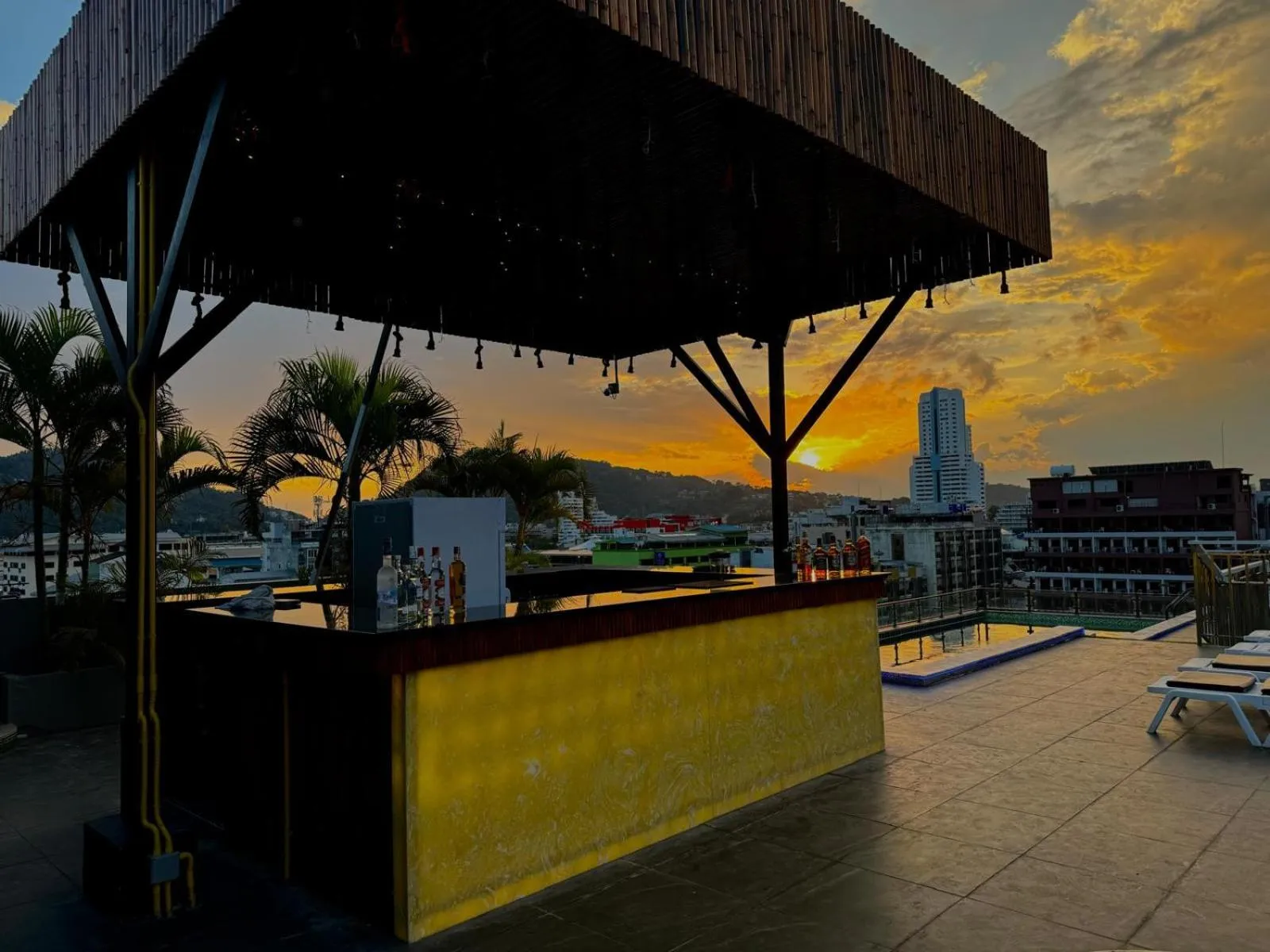 Lounge or bar in Cocoon APK Resort & Spa