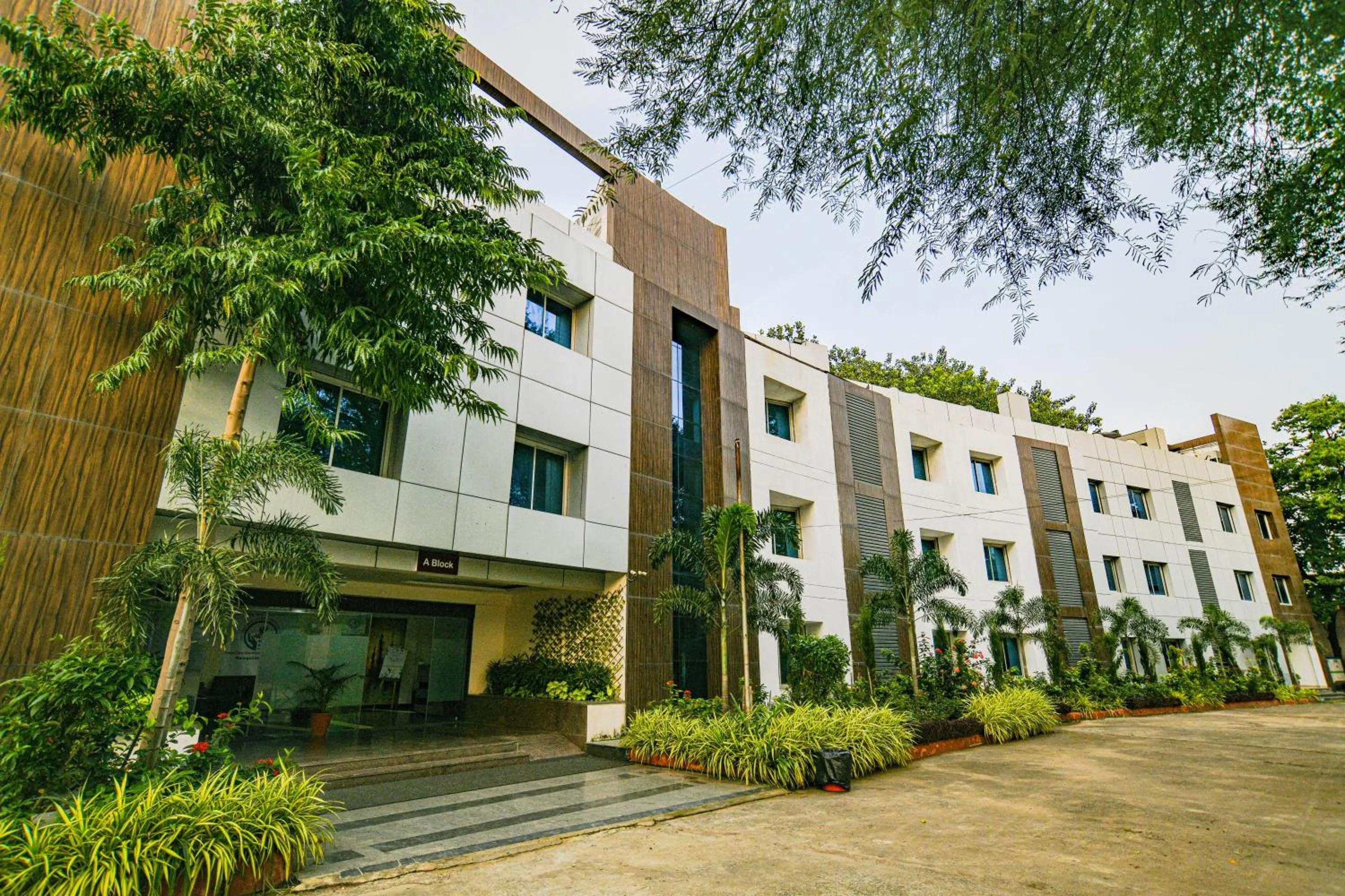 Hotel Shri Ramkrishna Bagh Palace by M Square