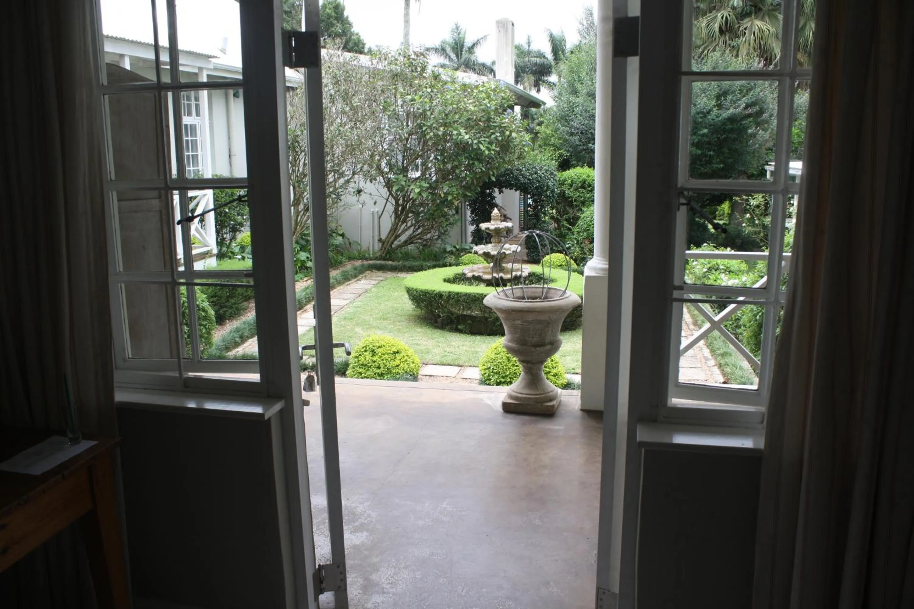 Garden view in Lemon Tree B&B