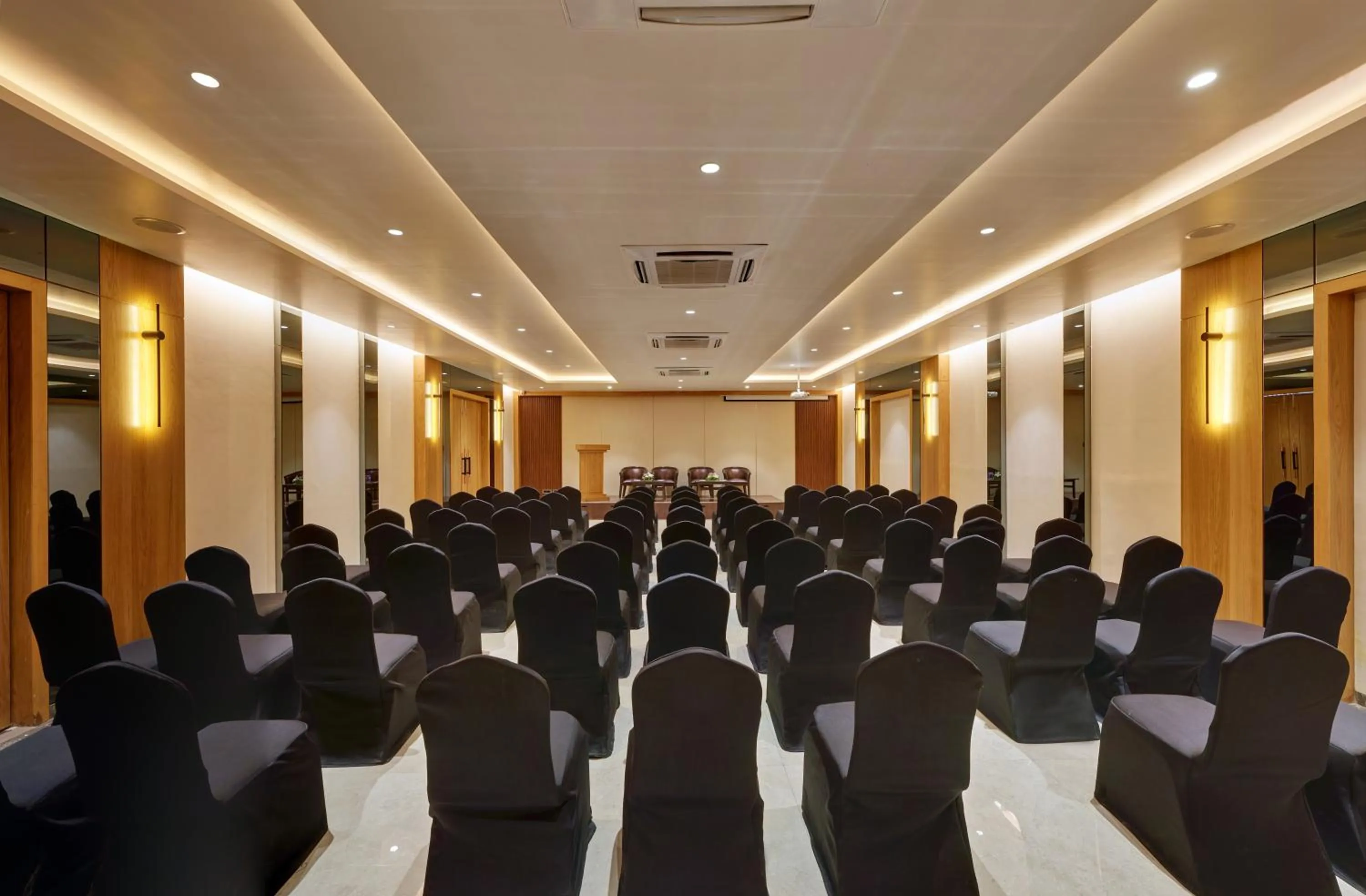 Meeting/conference room in Regenta Place Raysons Kolhapur