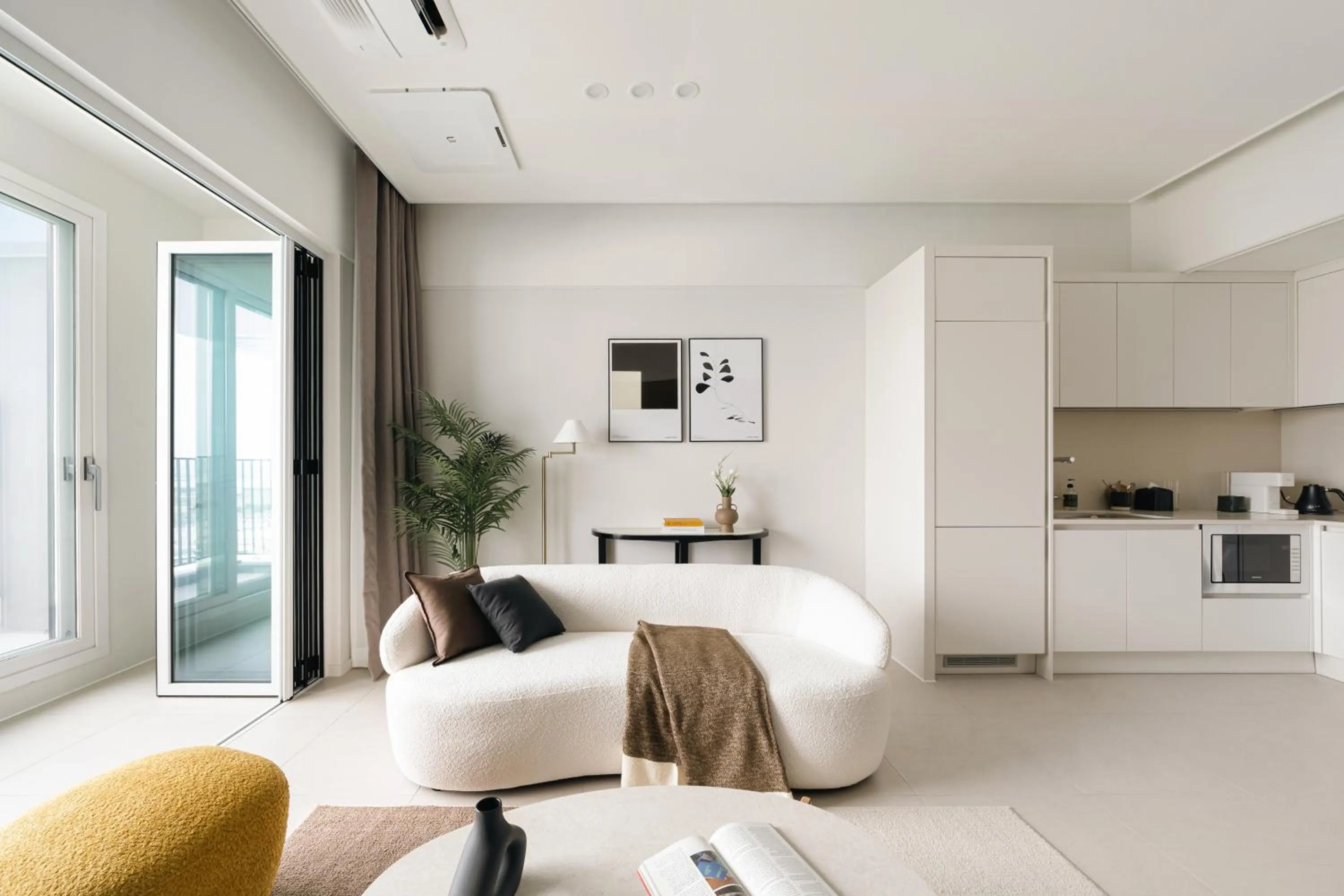 Living room, Bed in Le collective Siheung Wavepark