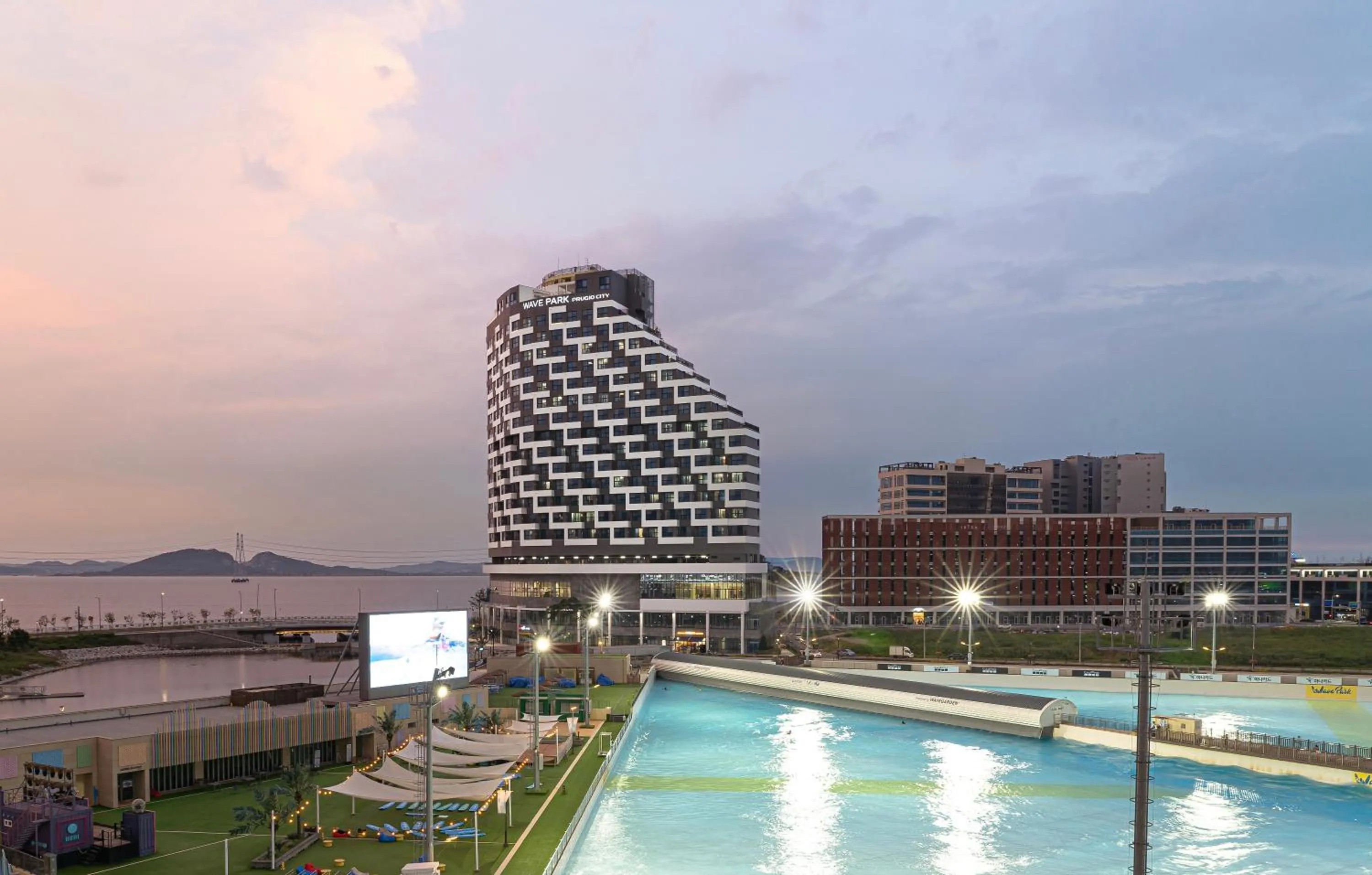 Property building in Le collective Siheung Wavepark