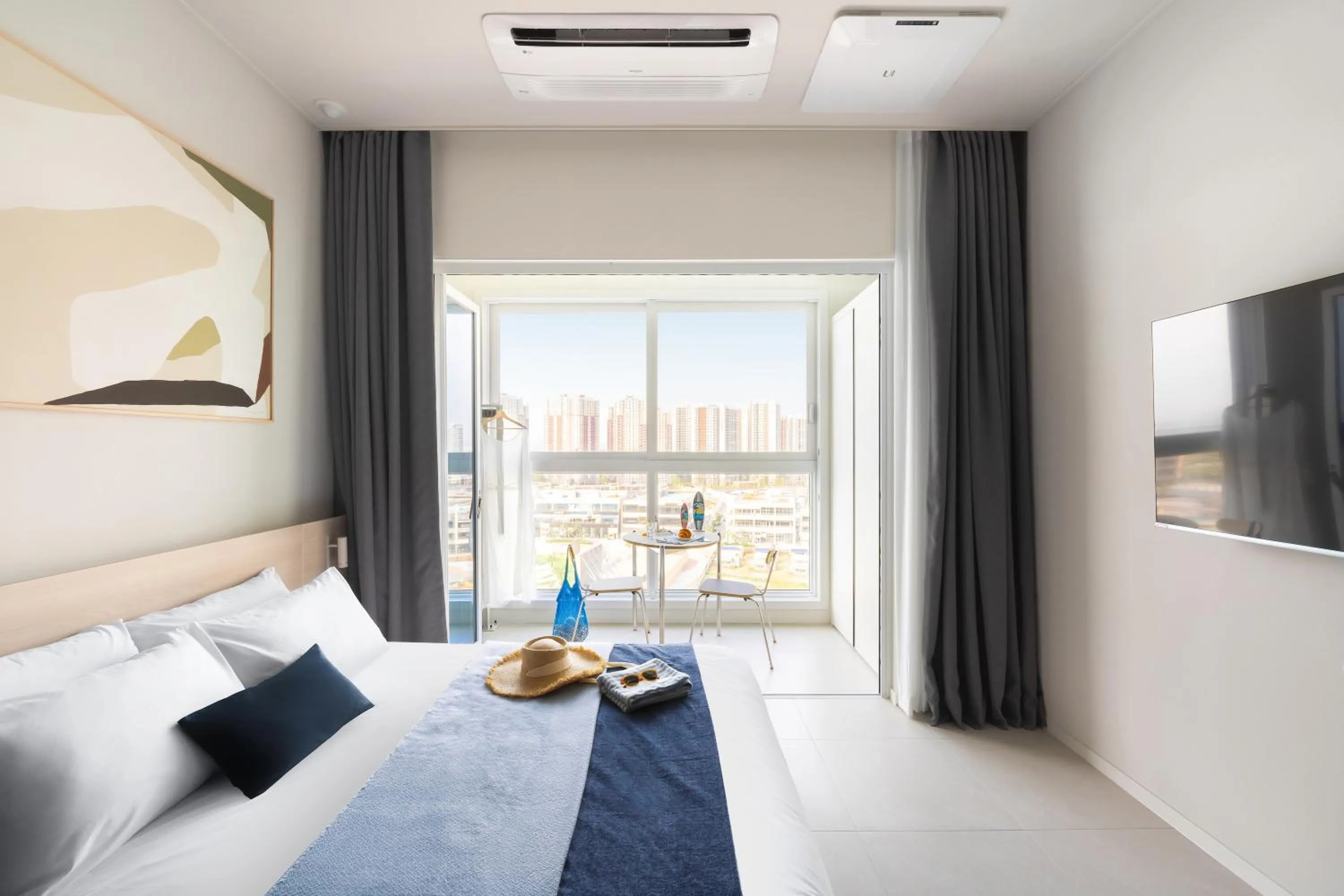 Living room, Bed in Le collective Siheung Wavepark