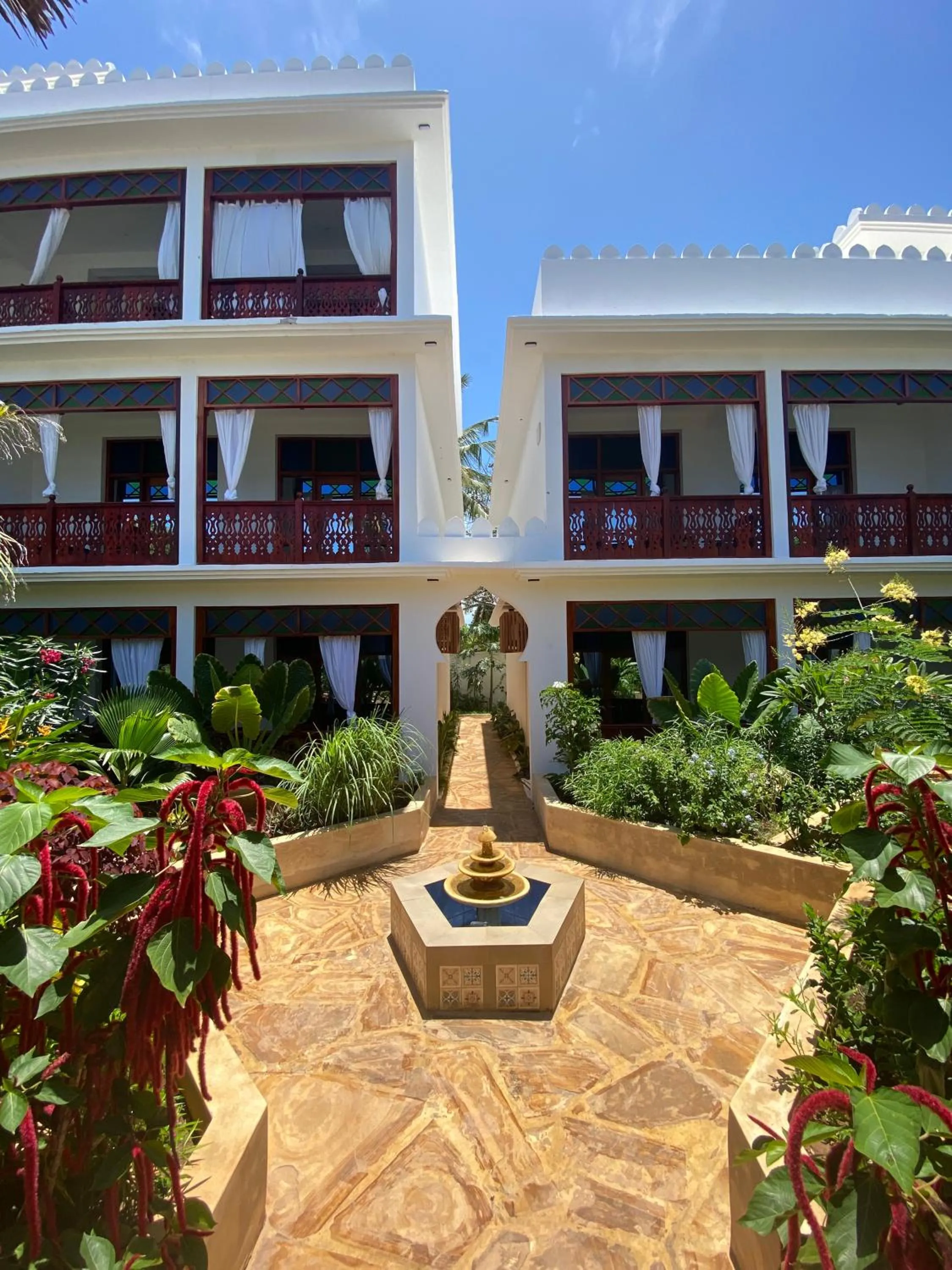 TASNEEM islamic luxury suites