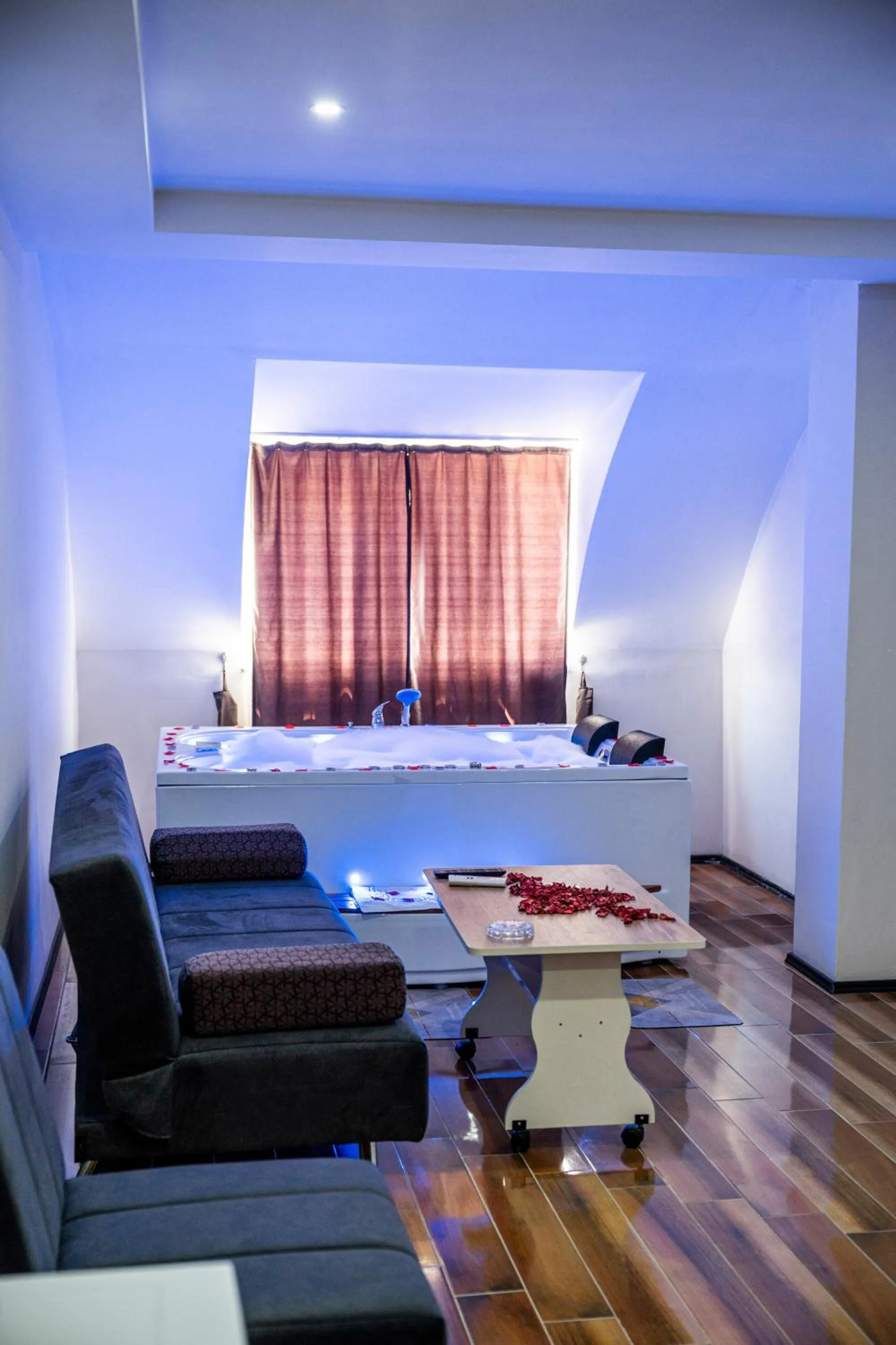 Bath in AYYA SUİT HOTEL