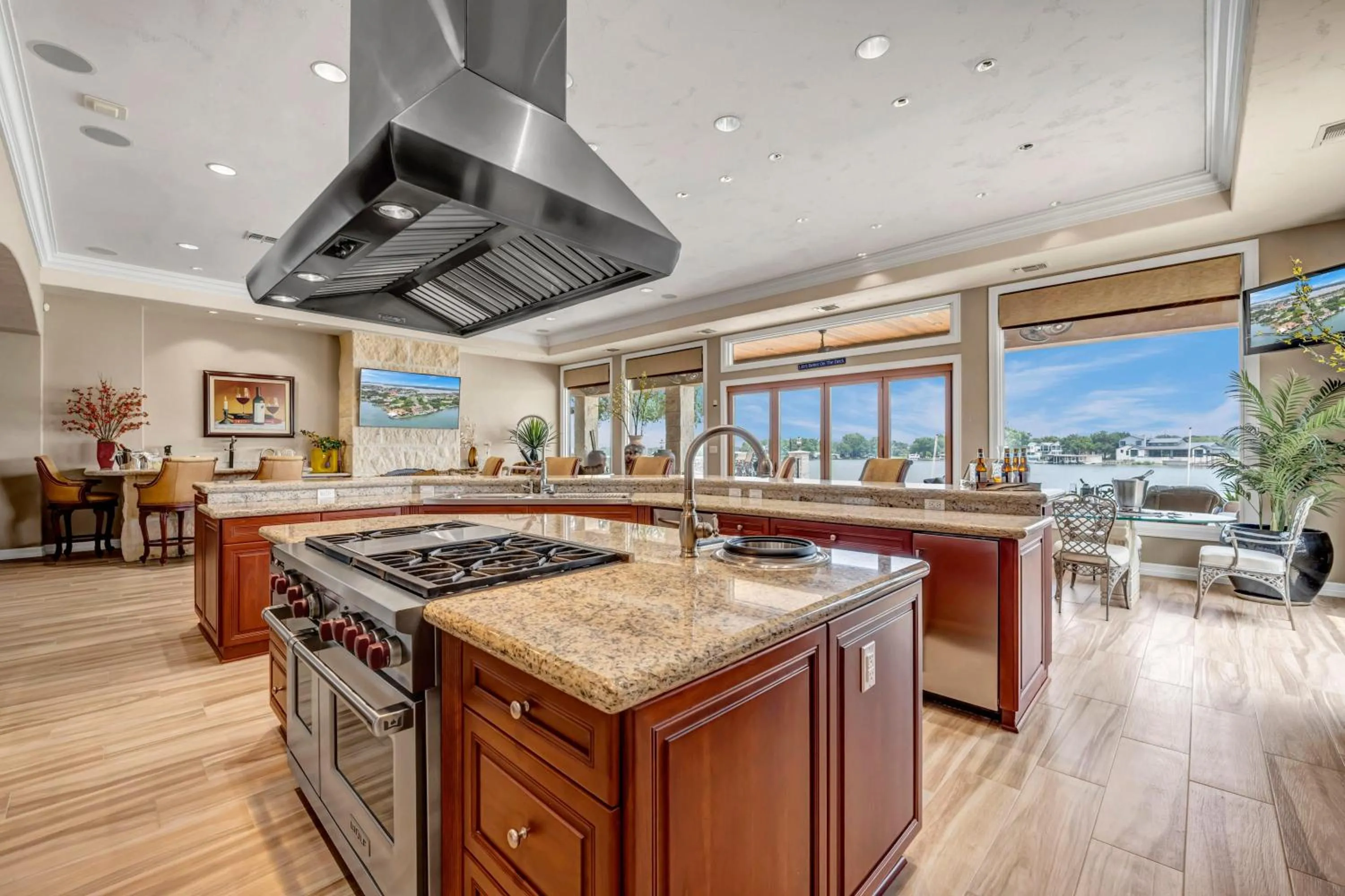 The Villa on Matern New Listing