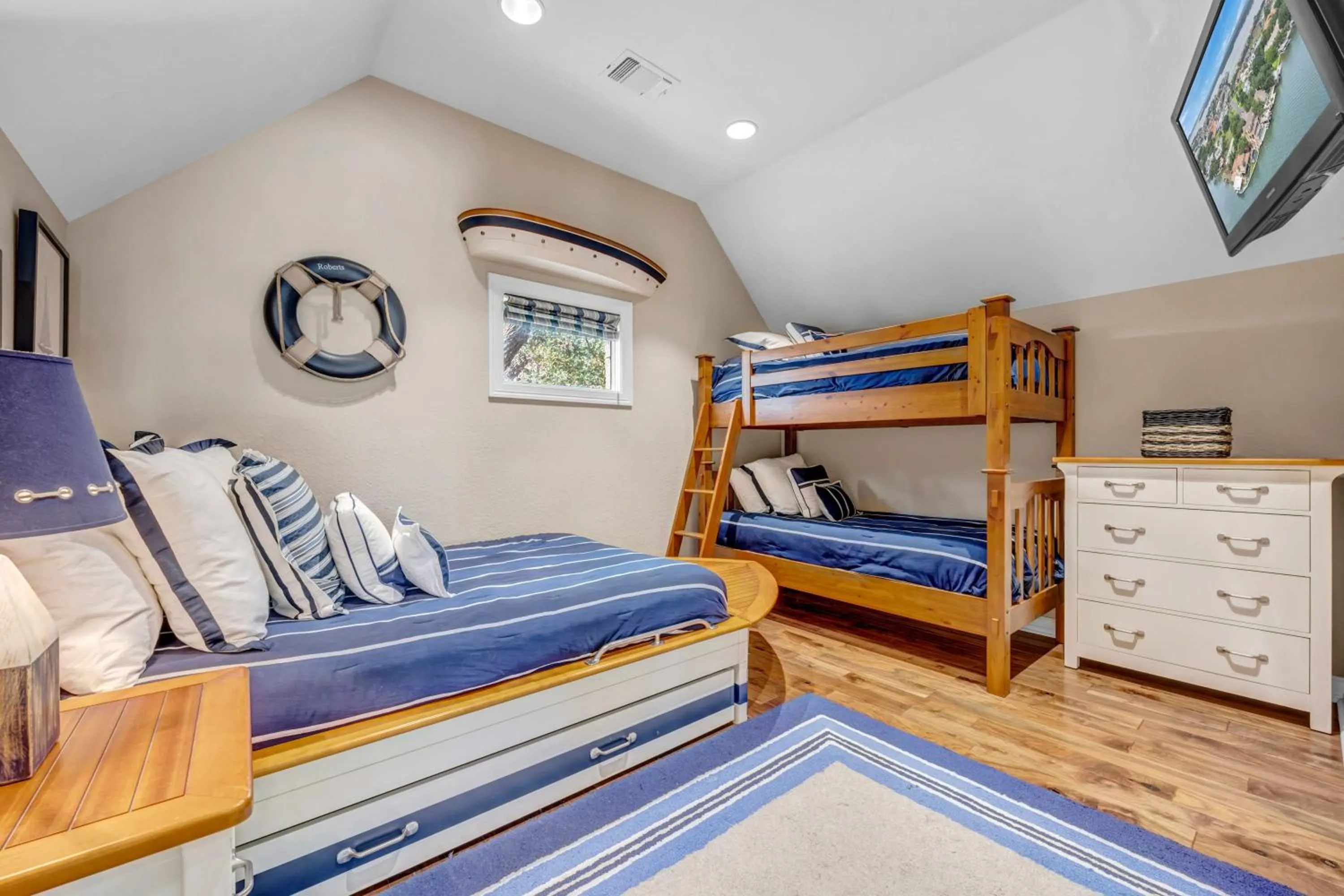 Bed in The Villa on Matern New Listing