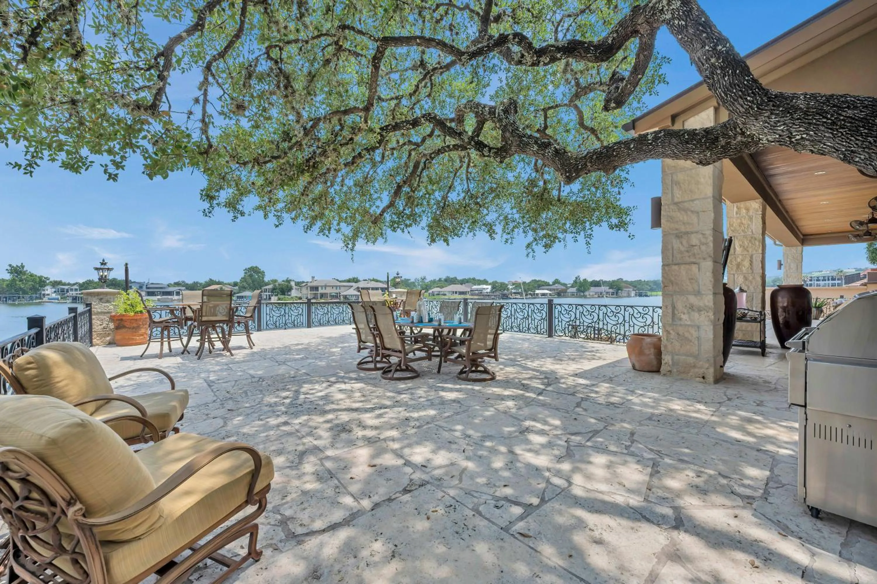 The Villa on Matern New Listing