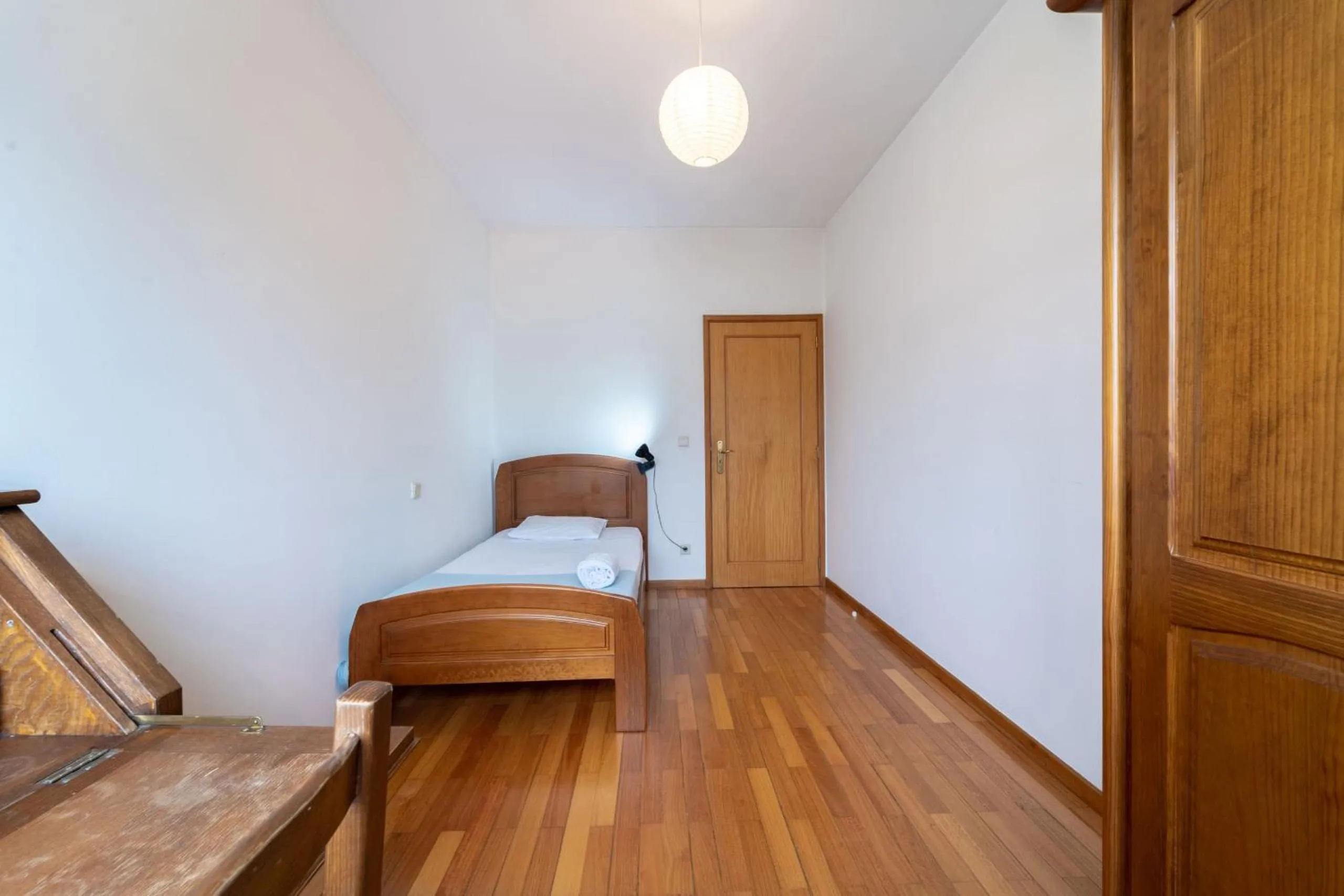 Bed in Quinta da Armada, Apartamento em Braga by House and People