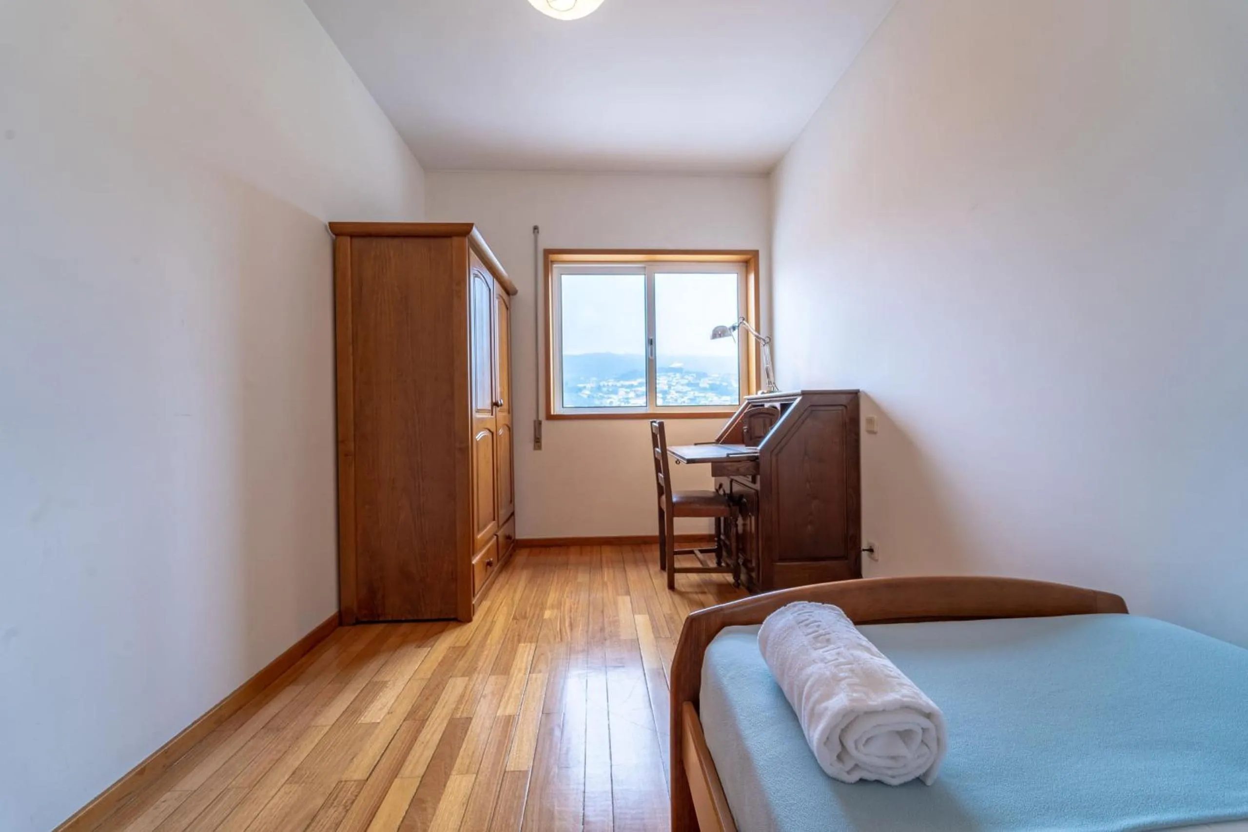 Bed in Quinta da Armada, Apartamento em Braga by House and People
