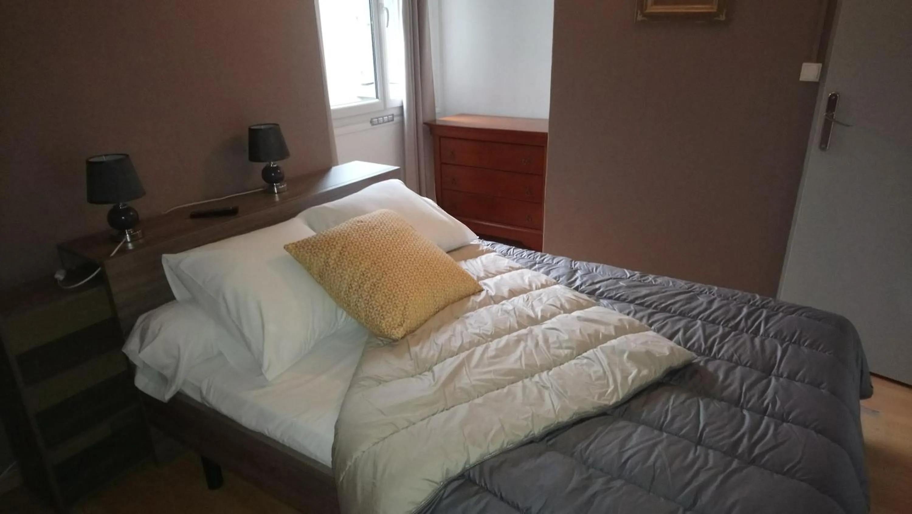 Bed in Hôtel Le Passage de Vallon
