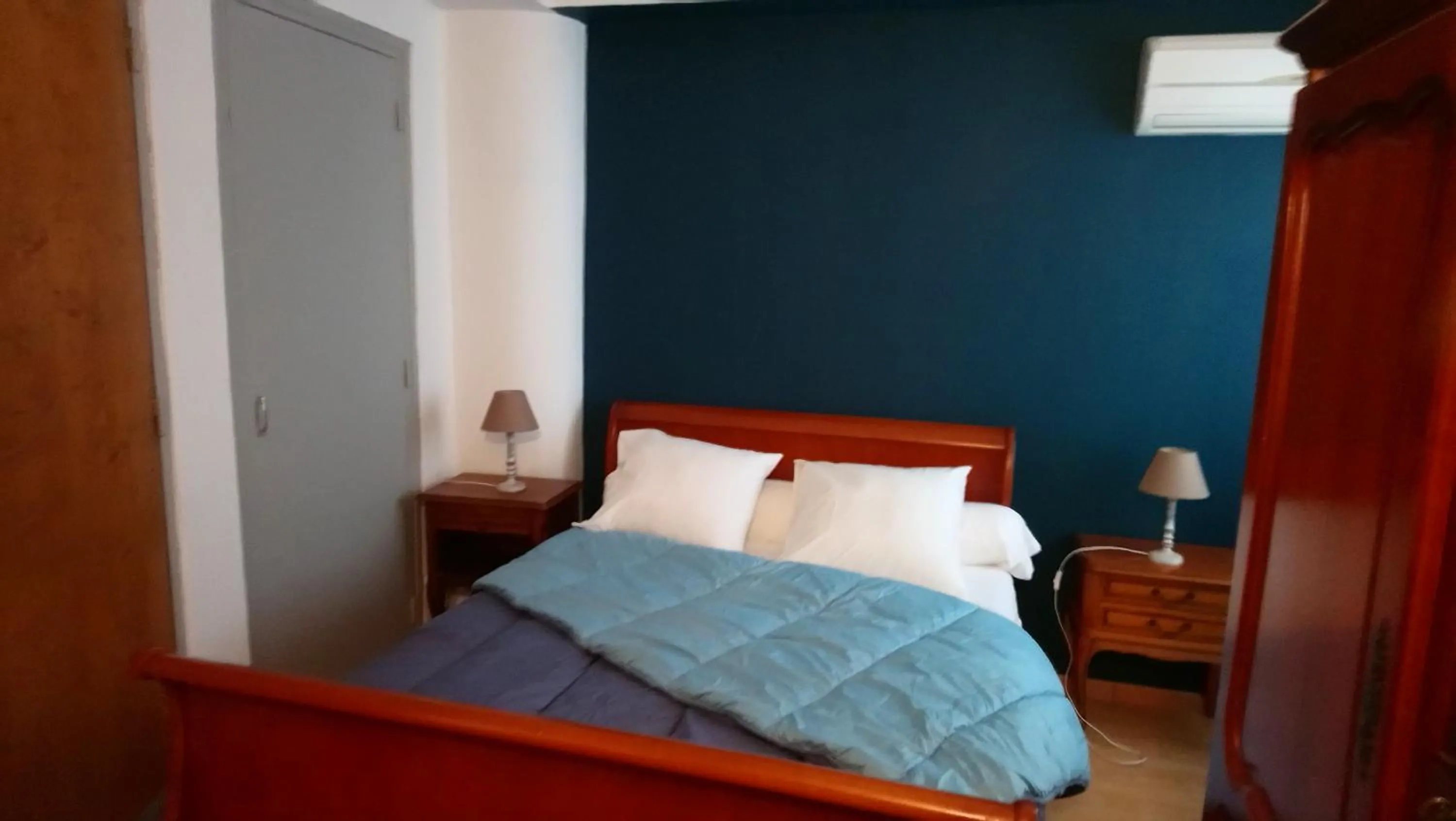 Bed in Hôtel Le Passage de Vallon