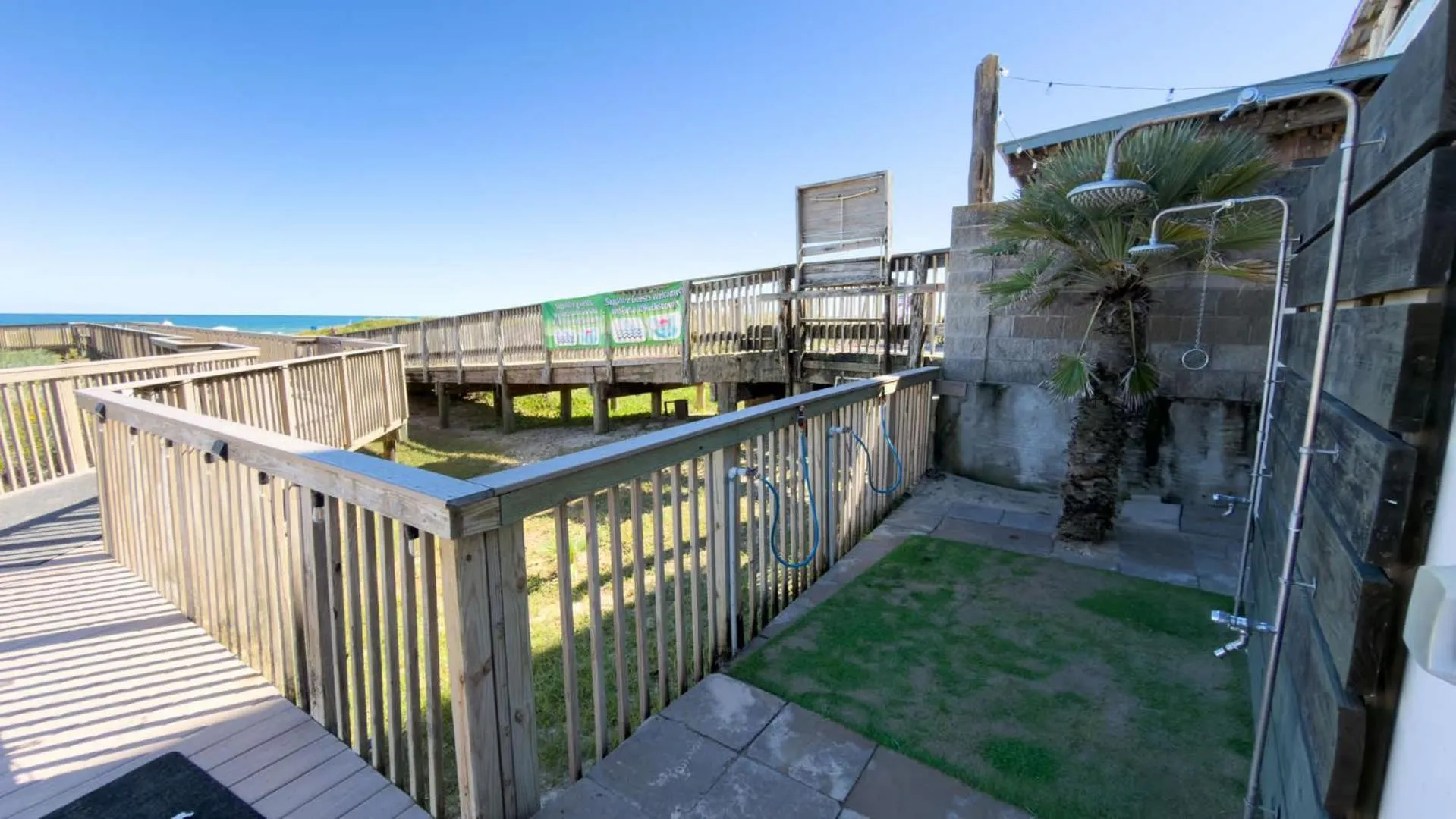 Balcony/Terrace in Sapphire 1706