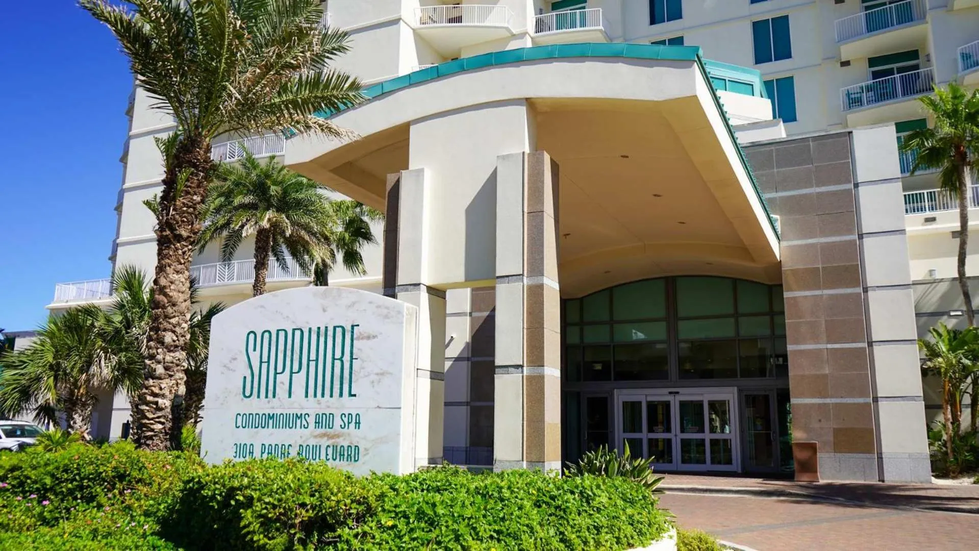 Property building in Sapphire 1706