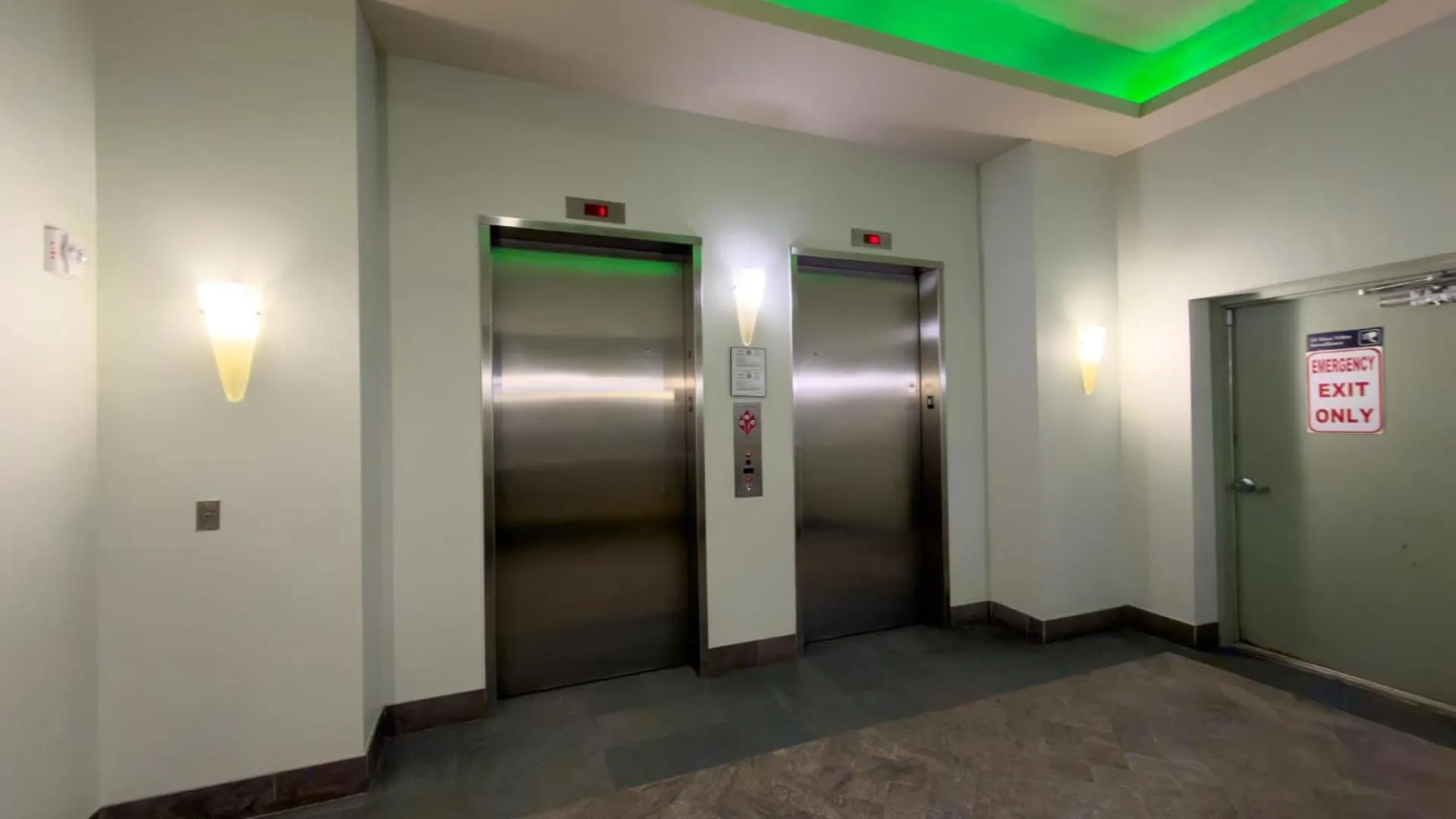 Other in Sapphire 1706