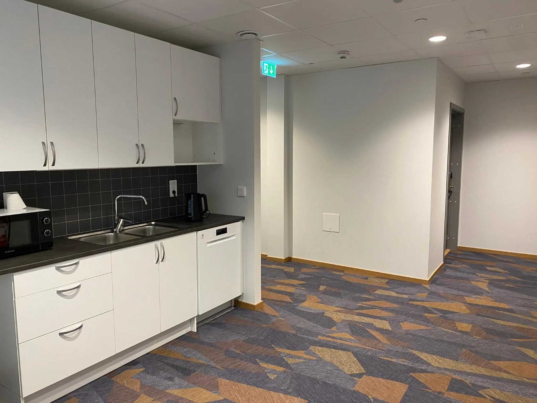 Property building in Ahlgrens Hotell Bed & Breakfast