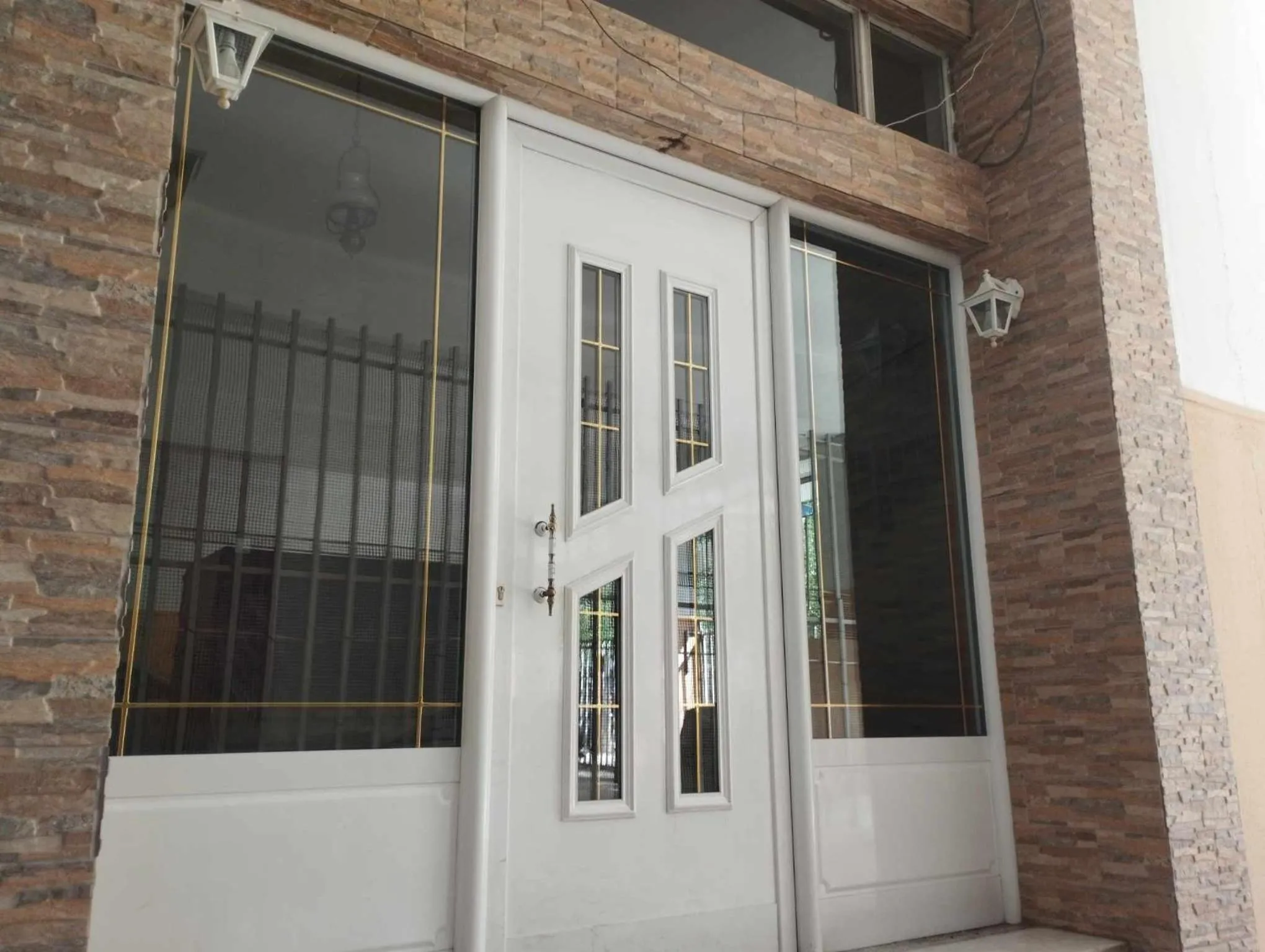 Facade/entrance in Agnes apartment Filopappou