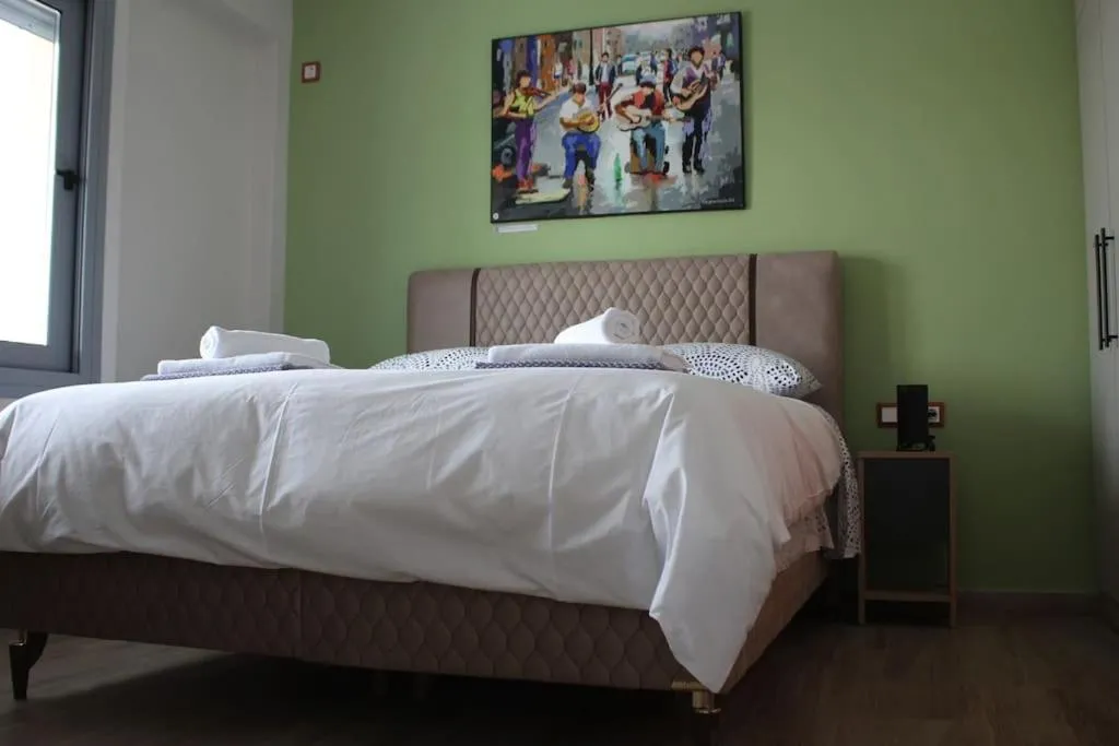 Bed in Agnes apartment Filopappou