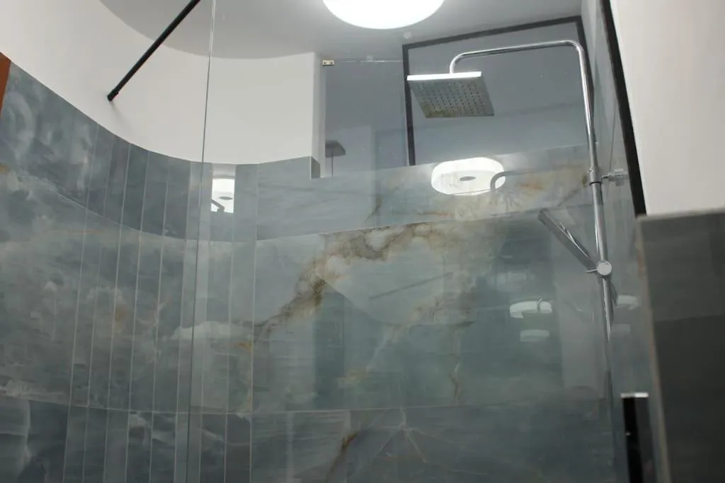 Shower in Agnes apartment Filopappou