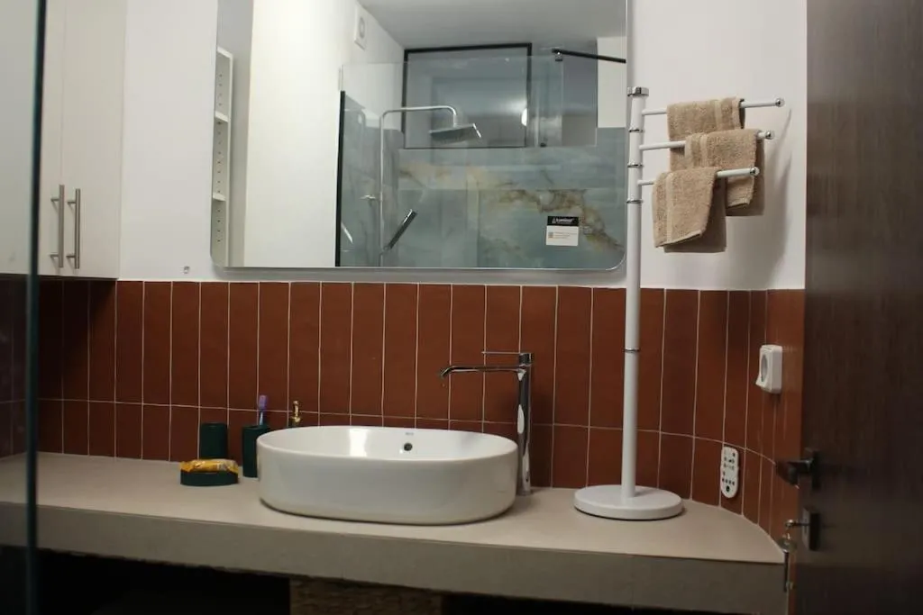 Bathroom in Agnes apartment Filopappou