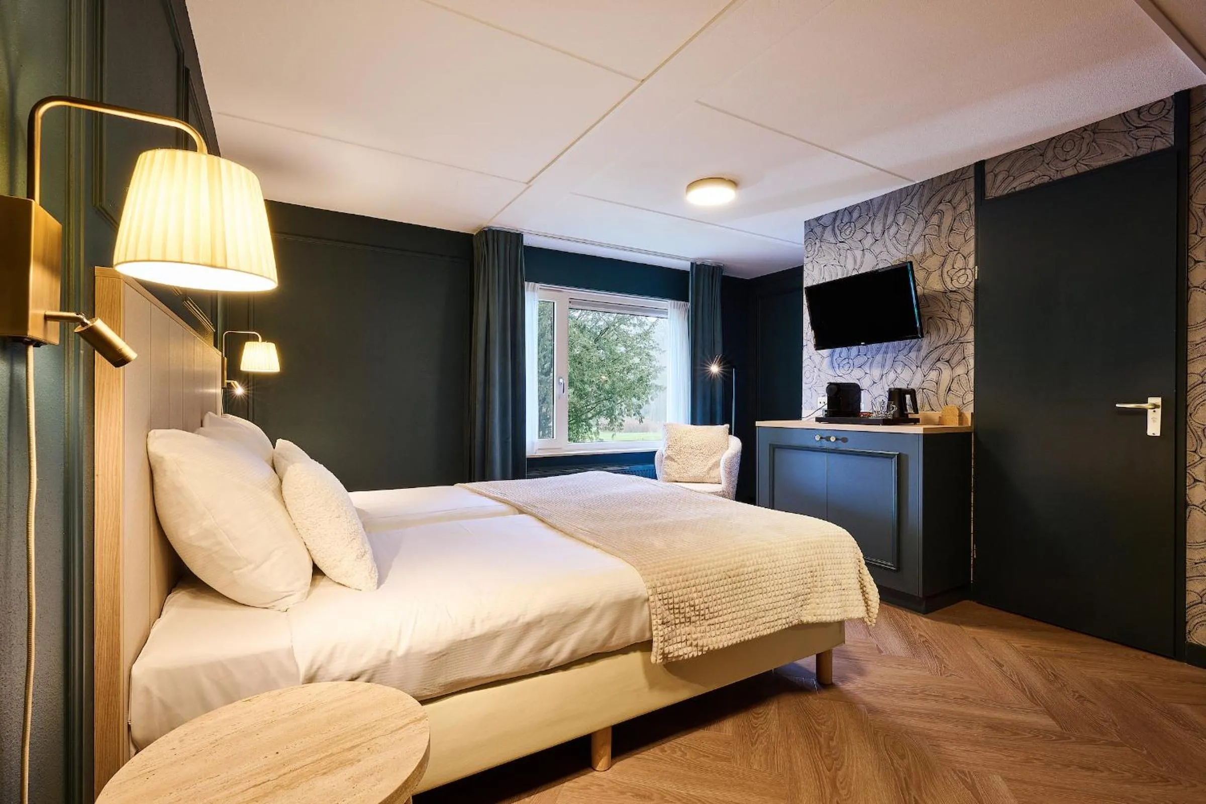 Photo of the whole room, Bed in Hotel 't Kruisselt
