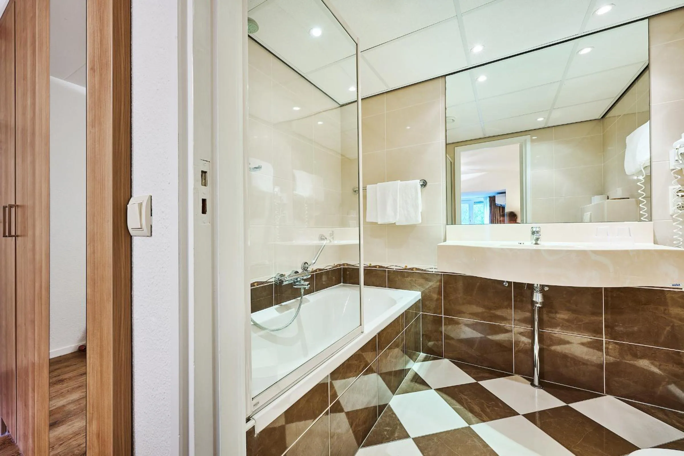 Bathroom in Hotel 't Kruisselt