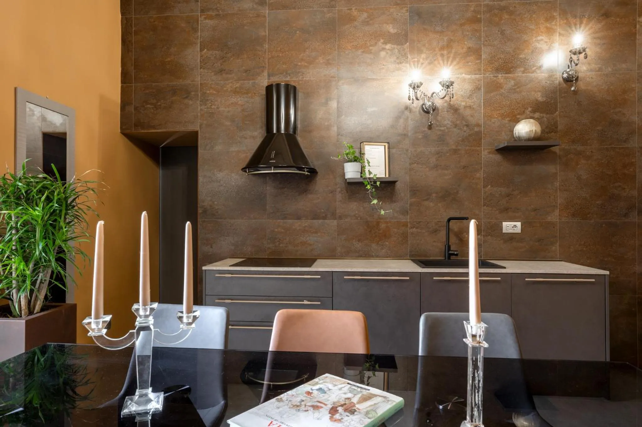 Heritage Miracle Suite