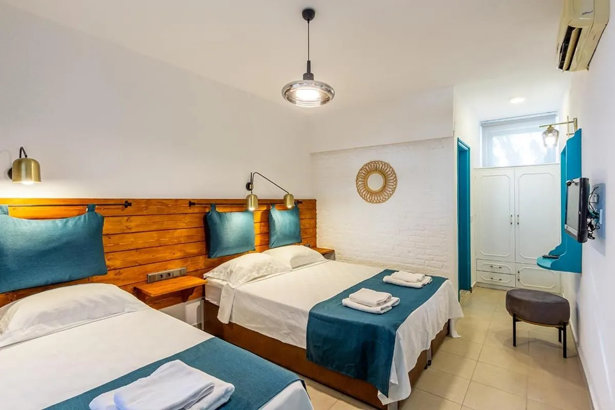 Bed in Avlu Otel Palamutbükü