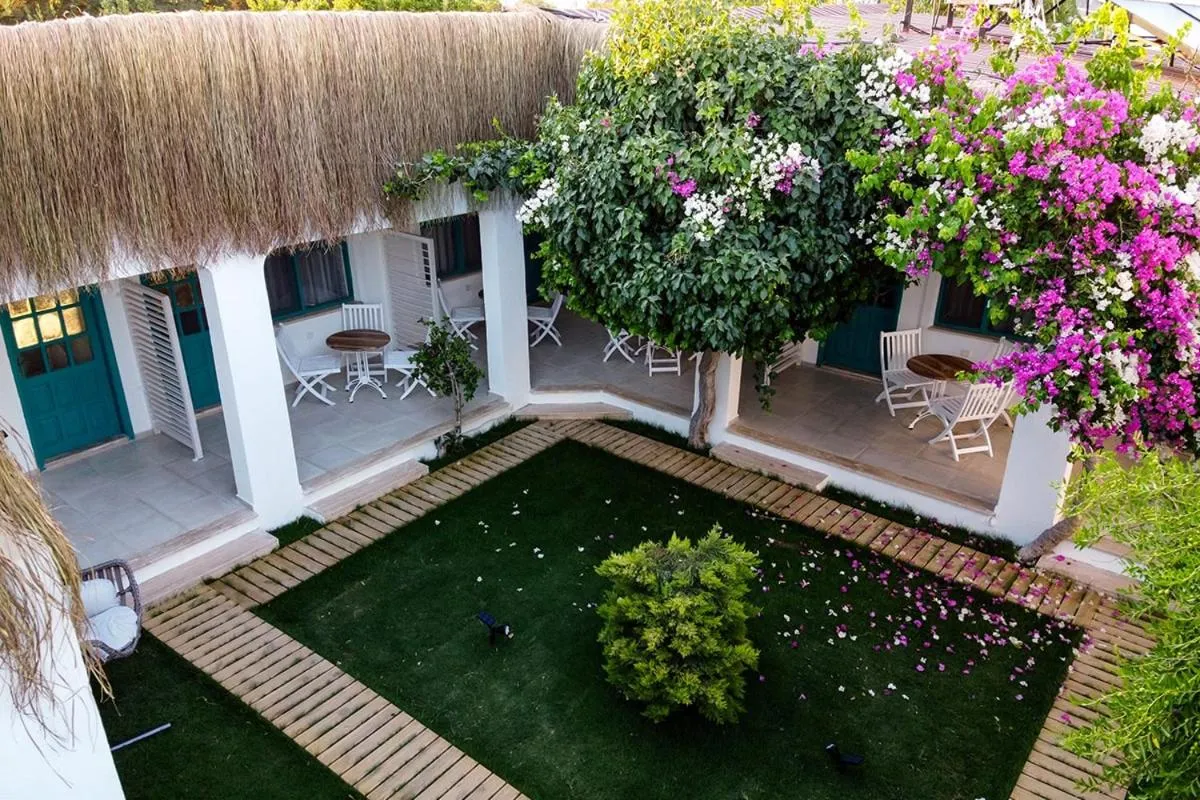 Property building in Avlu Otel Palamutbükü