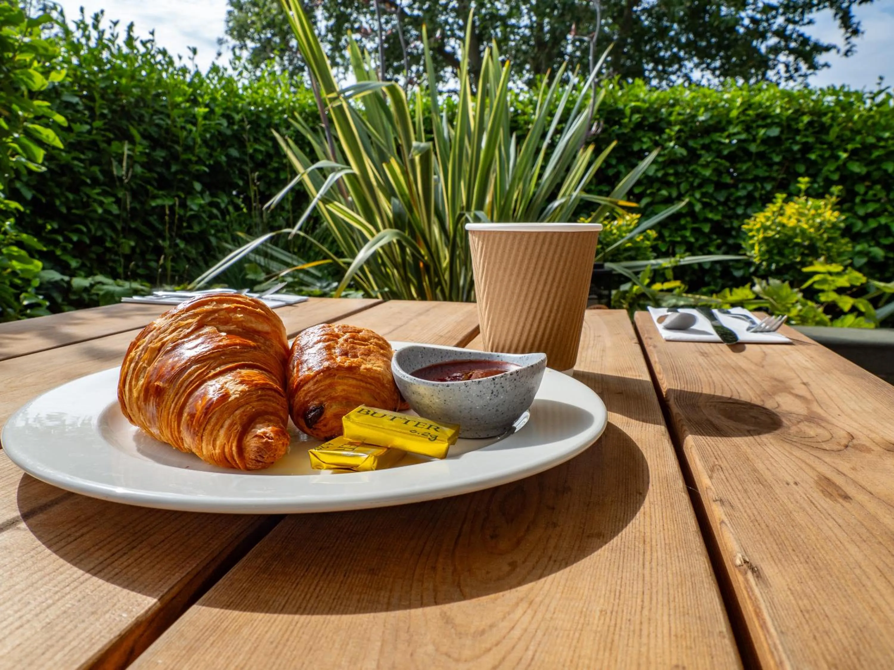 Restaurant/places to eat in DoubleTree by Hilton London - Hyde Park