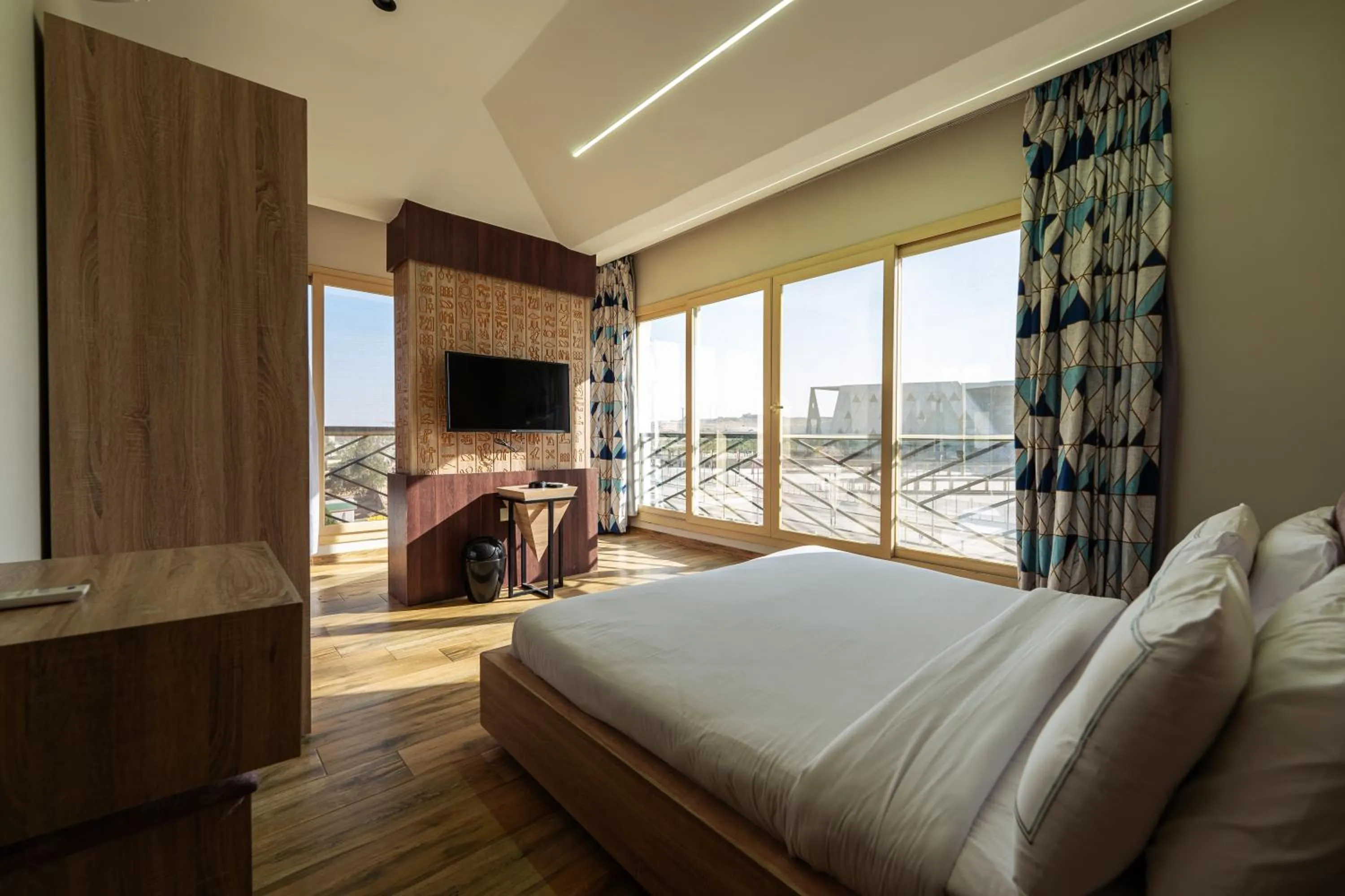 Bedroom, Bed in Royal Great Pyramid INN