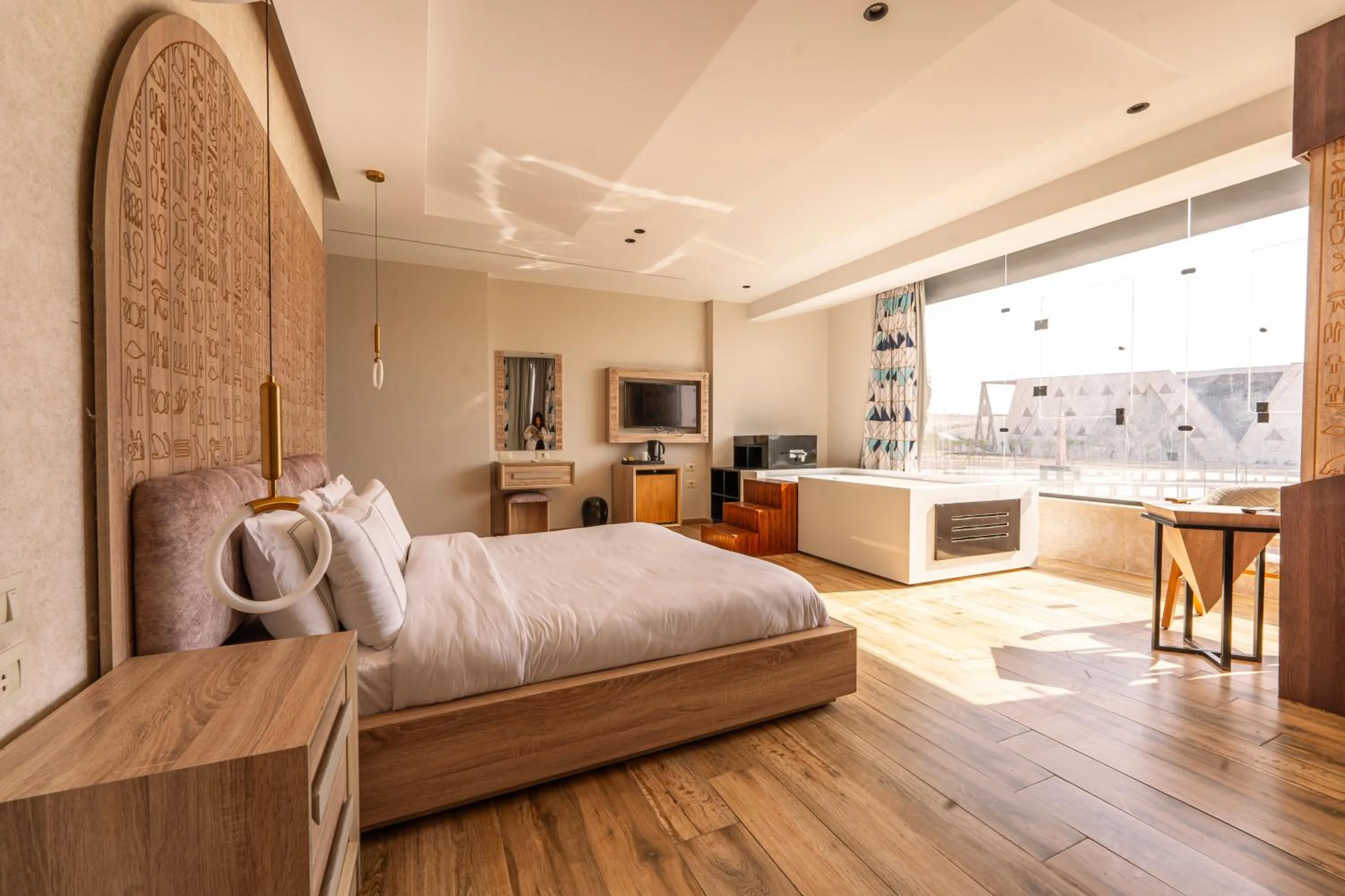 Bedroom, Bed in Royal Great Pyramid INN