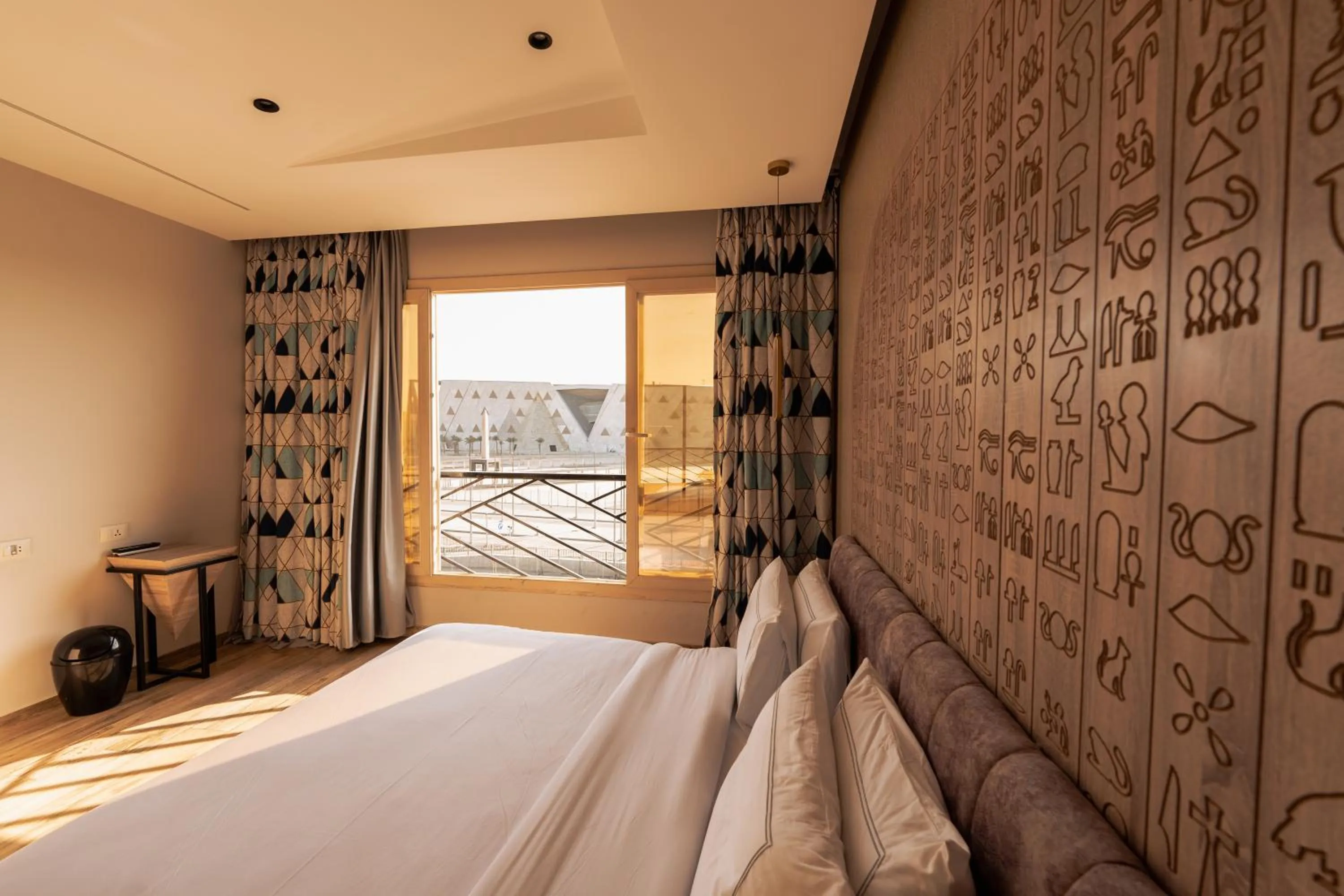 Bedroom, Bed in Royal Great Pyramid INN