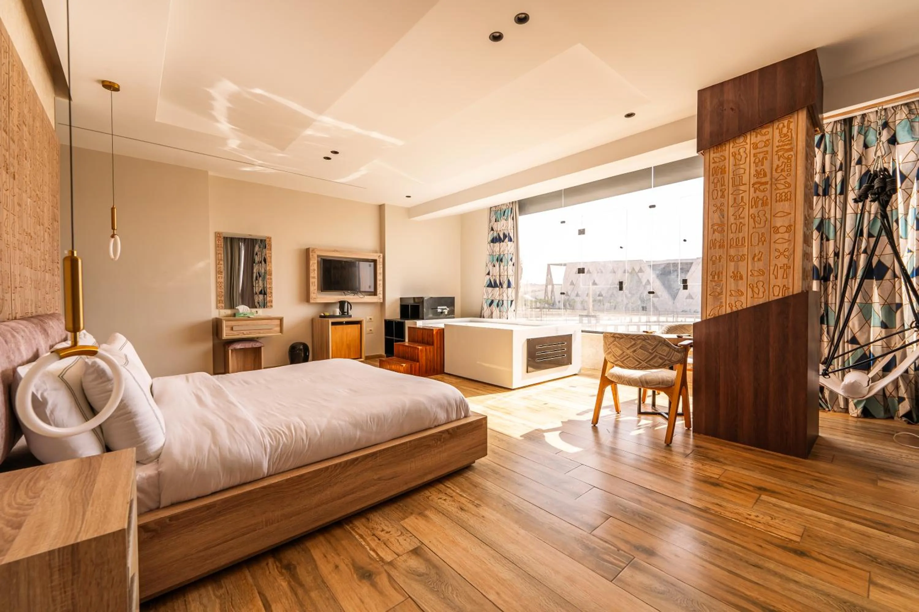 Bedroom, Bed in Royal Great Pyramid INN