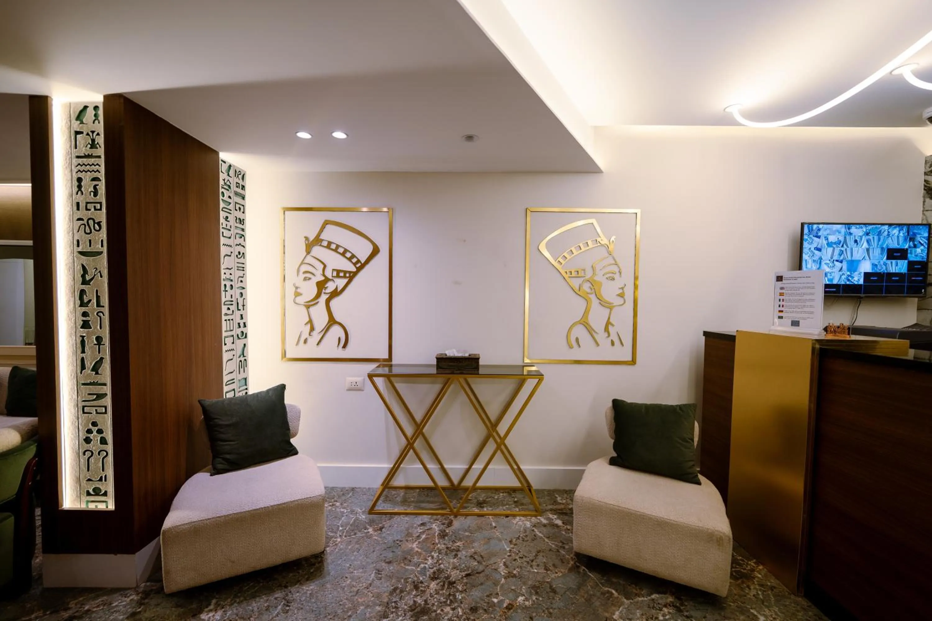 Lobby or reception in Royal Great Pyramid INN