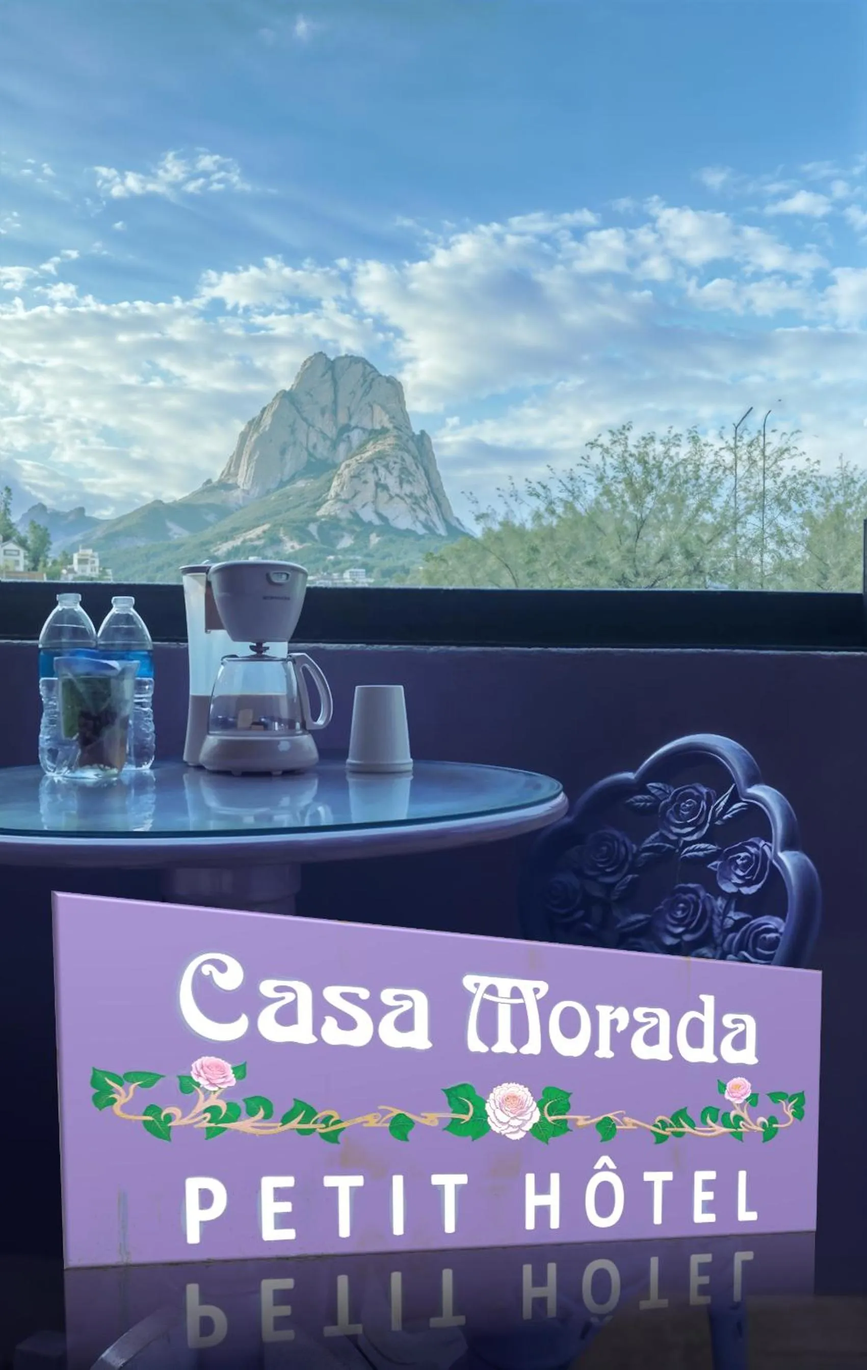 Casa Morada