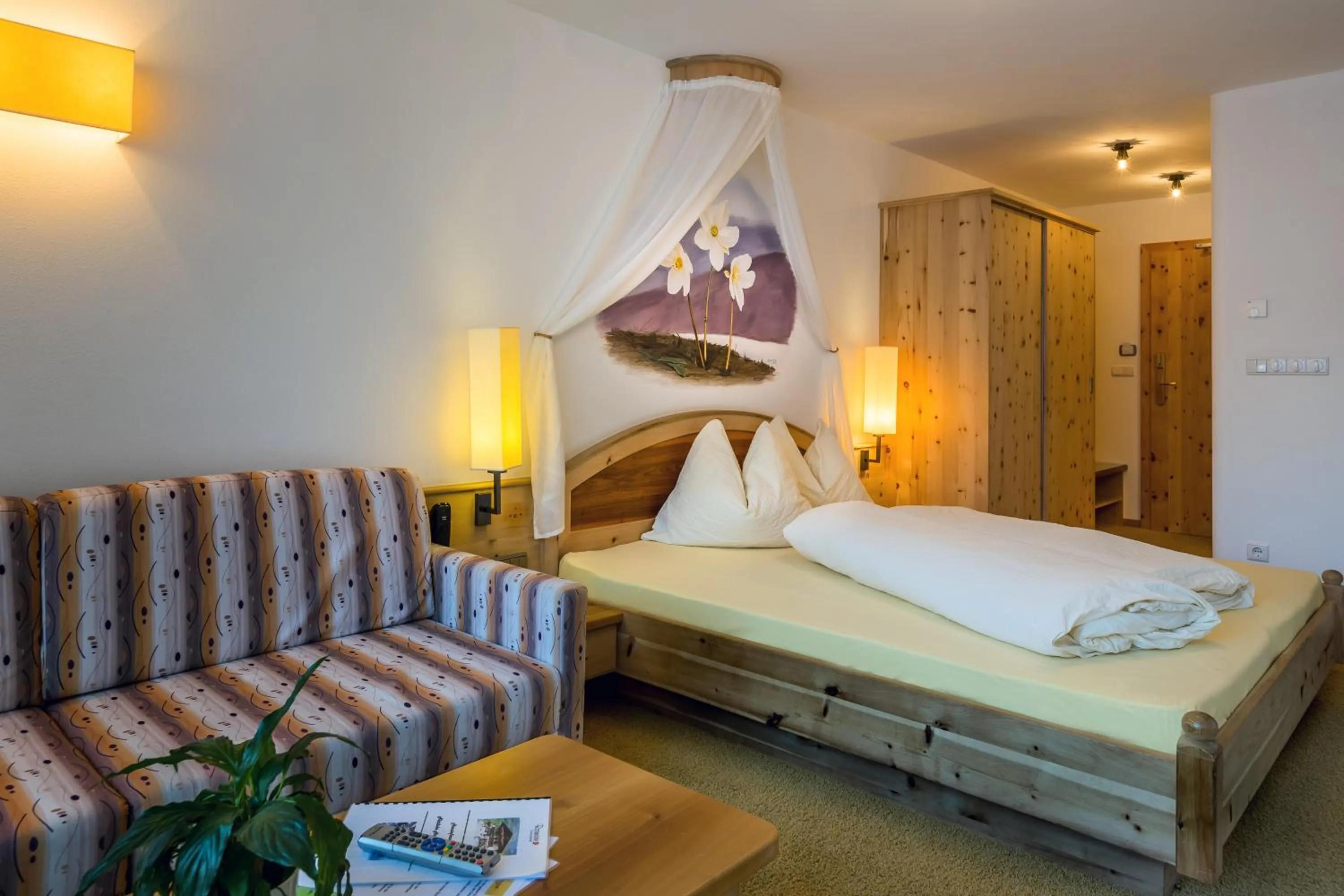 Photo of the whole room, Bed in Hotel Restaurant Rosmarie