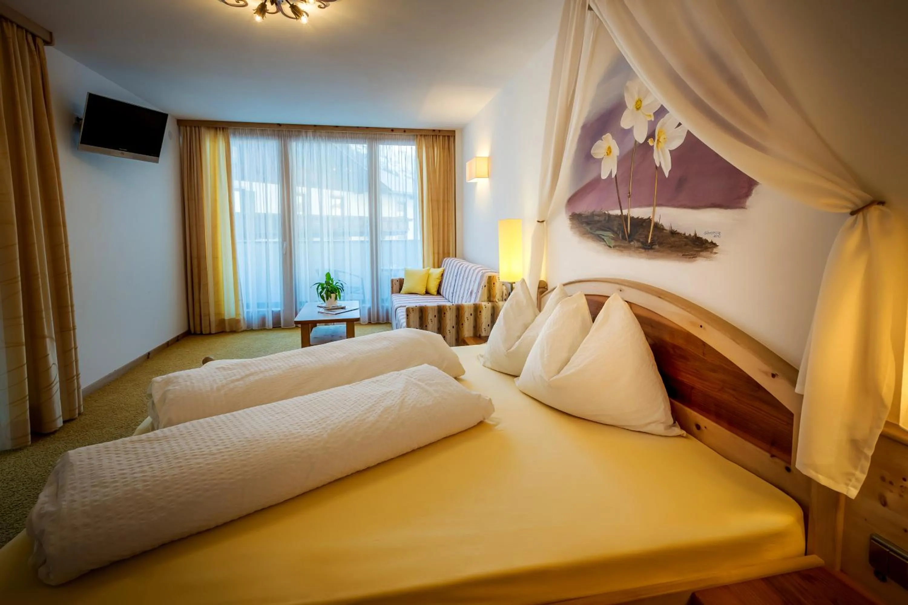 Photo of the whole room, Bed in Hotel Restaurant Rosmarie