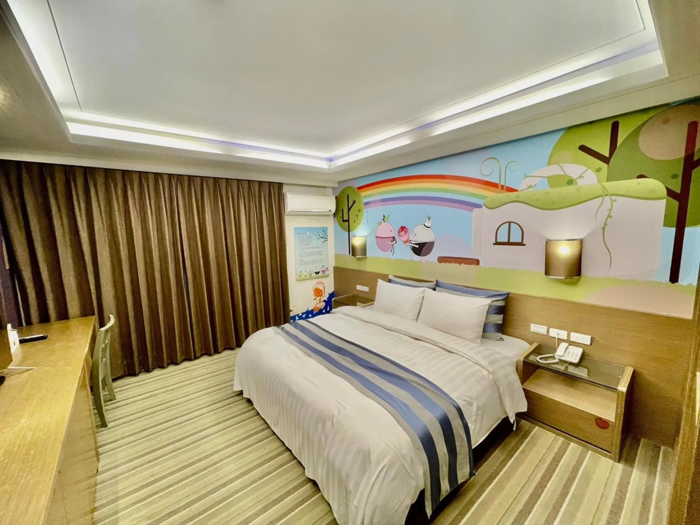 Bed in Morn Sun Hotel彰化縣旅館074號 Bed in Morn Sun Hotel彰化縣旅館074號