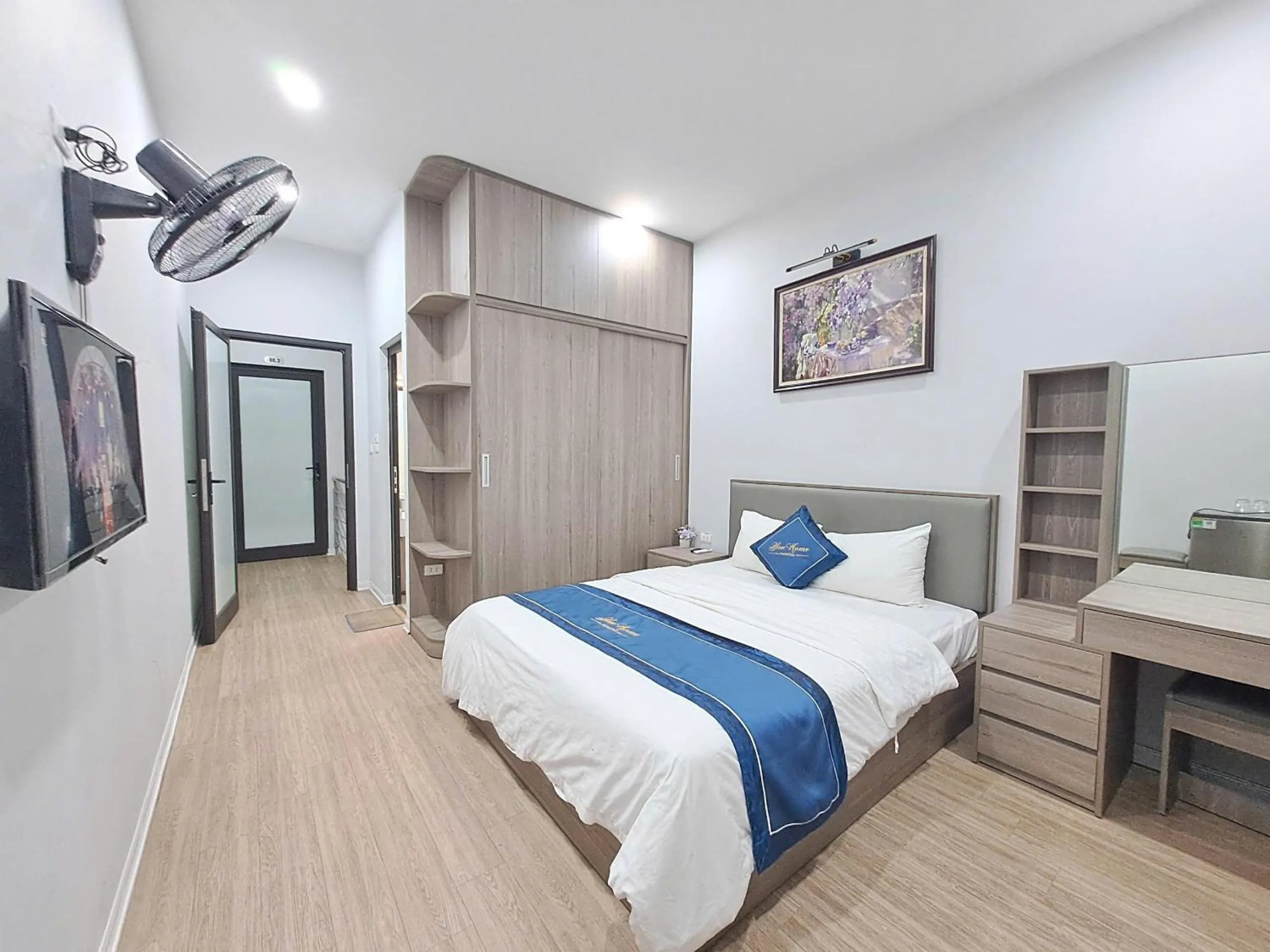 Bed in Blue Homestay Cau Giay