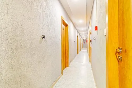 Collection O Adajan Formerly Hotel Western Inn