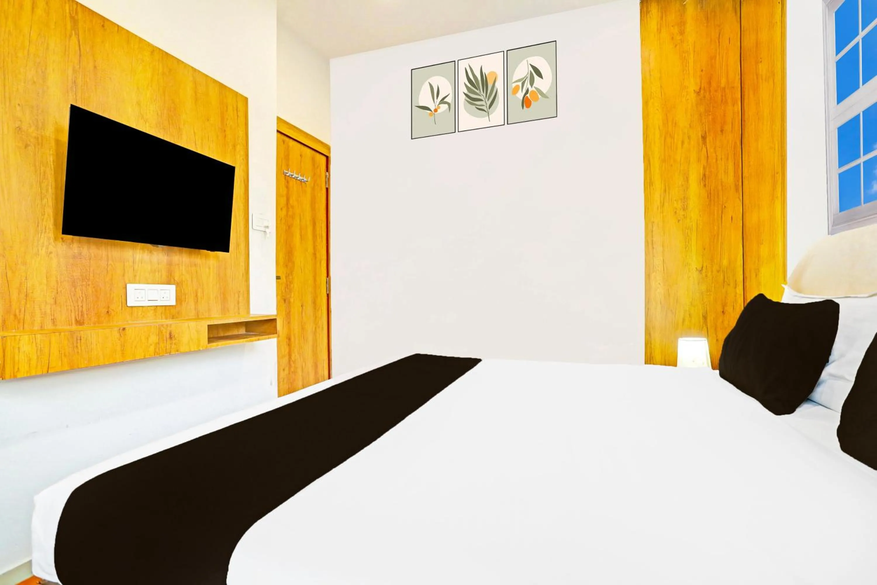 Bedroom, Bed in Collection O Adajan Formerly Hotel Western Inn