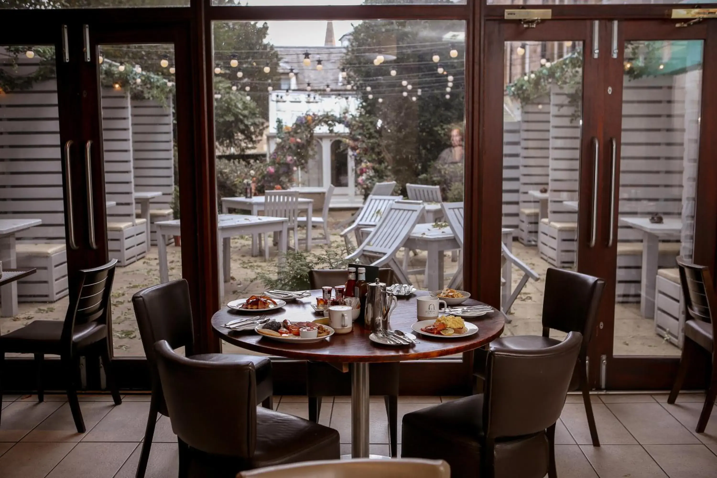 Restaurant/places to eat in Bruntsfield Hotel Restaurant/places to eat in Bruntsfield Hotel