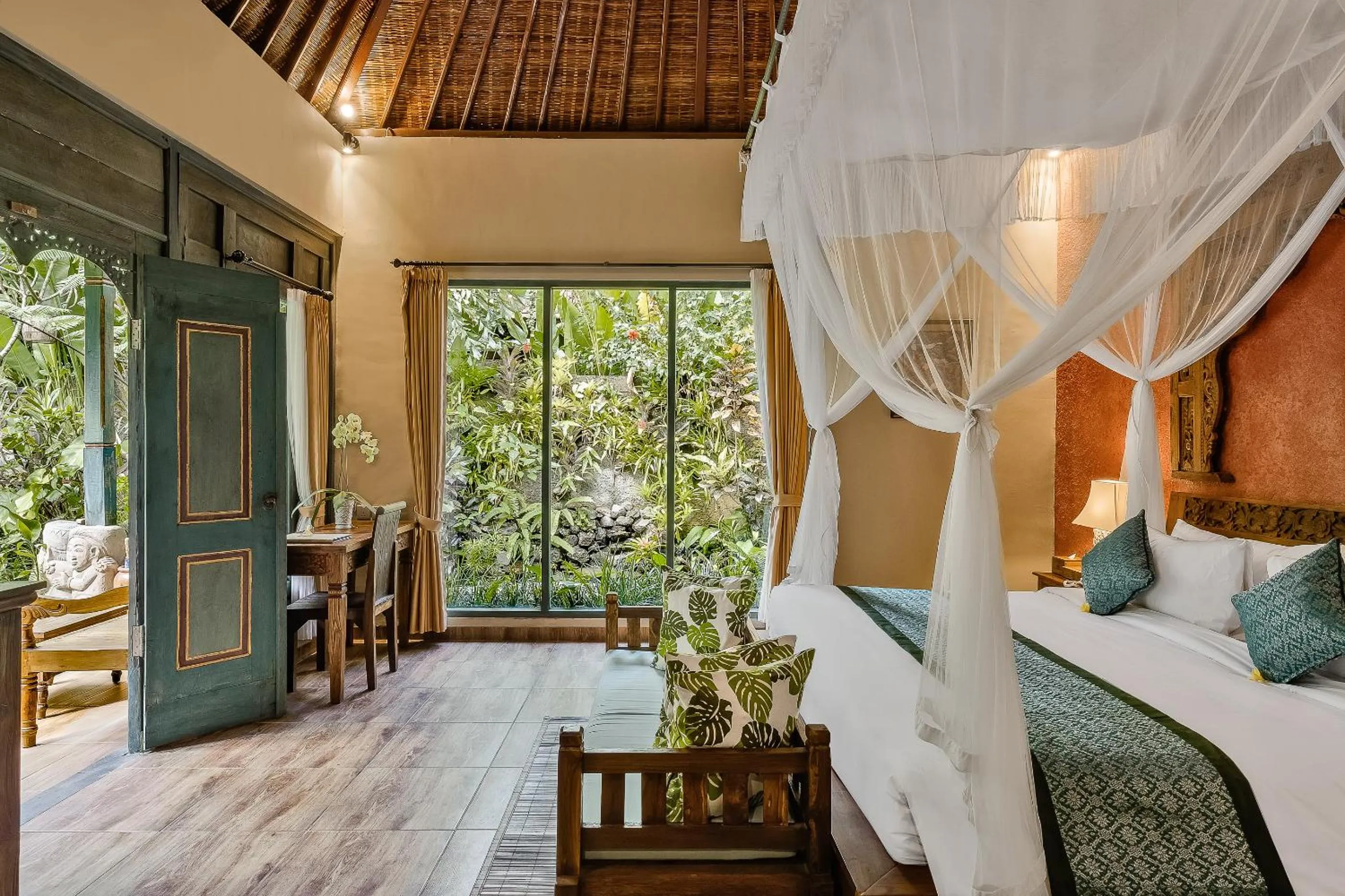 Bed in Teja Lokha Ubud Villa