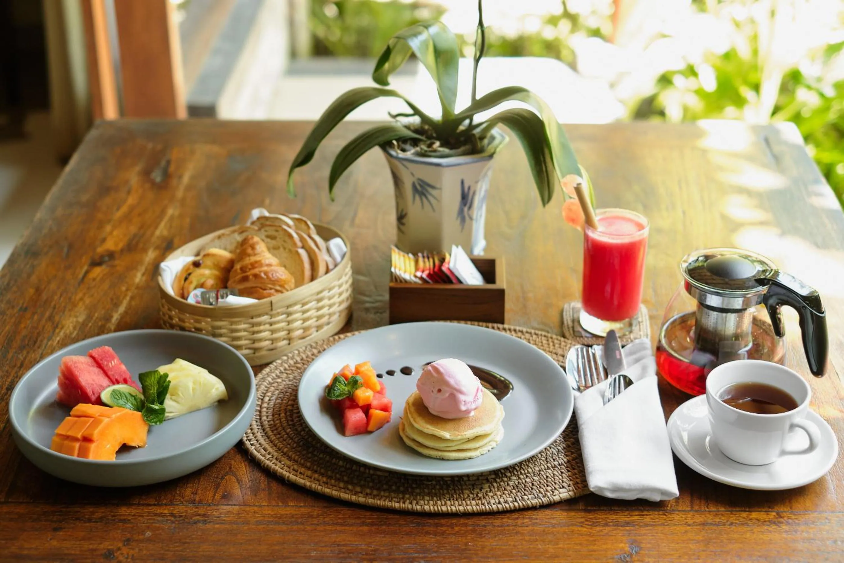 American breakfast in Teja Lokha Ubud Villa