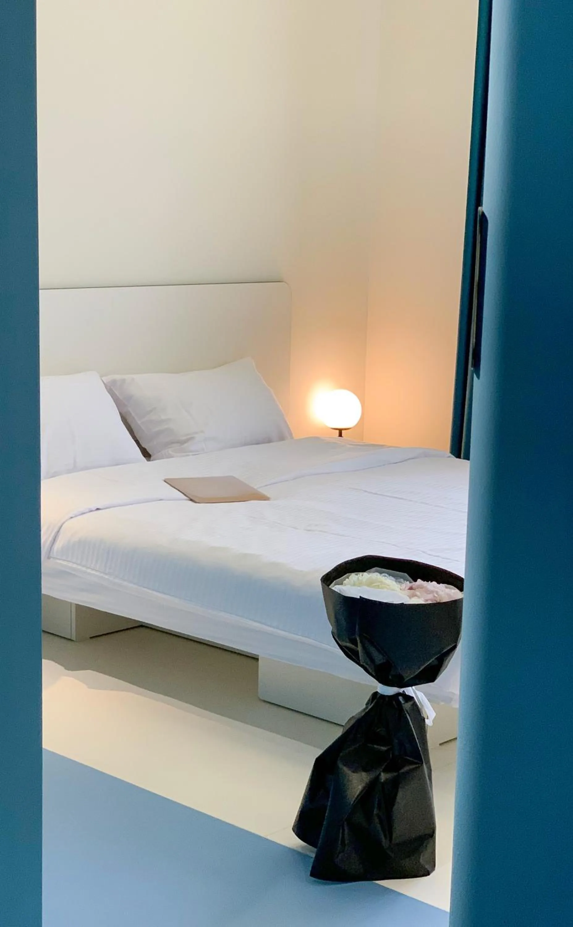 Photo of the whole room, Bed in Ultramarinn Hotel